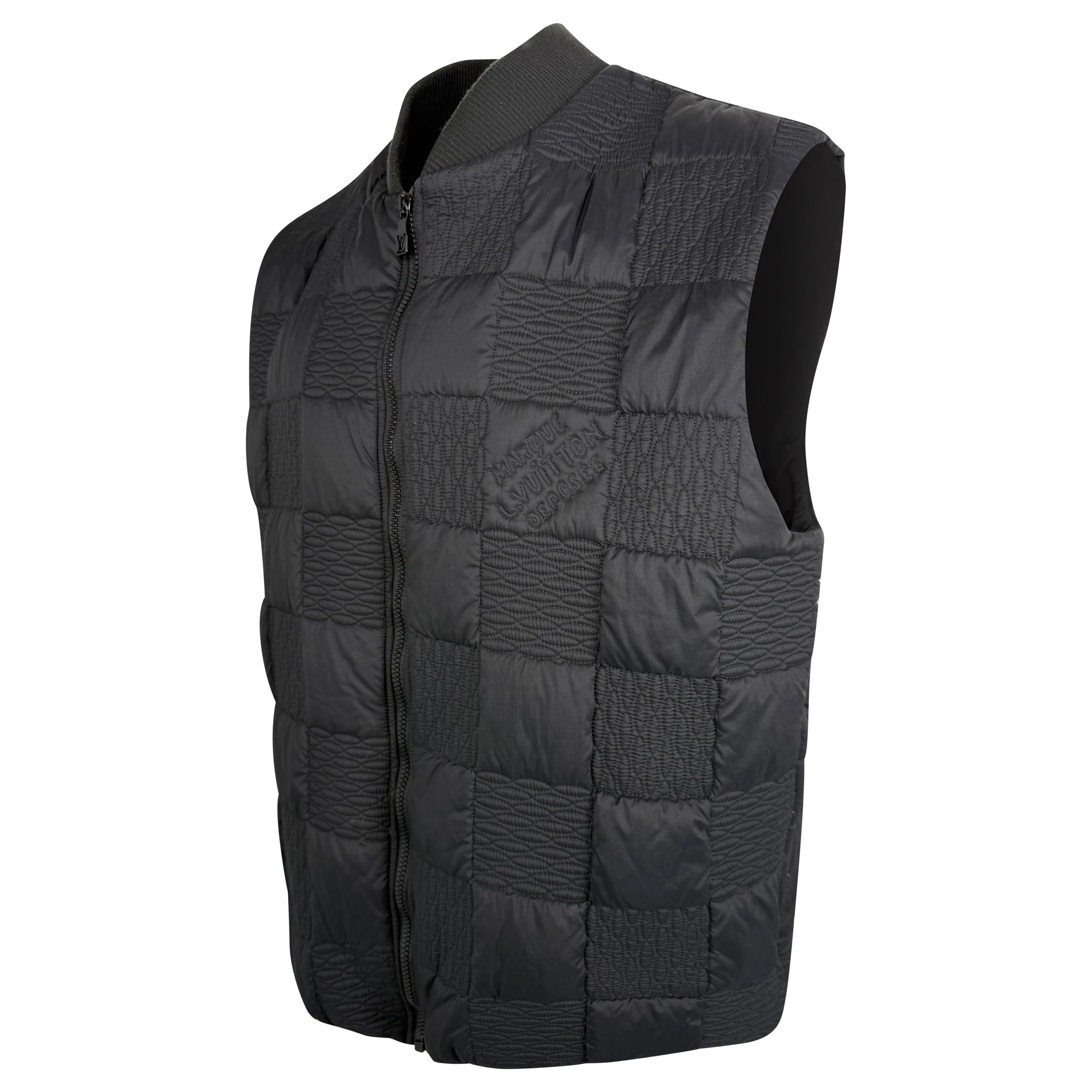 LOUIS VUITTON DAMIER QUILTED GILET - XXL - Affluent ArchivesUsed HIGH END DESIGNER CLOTHING