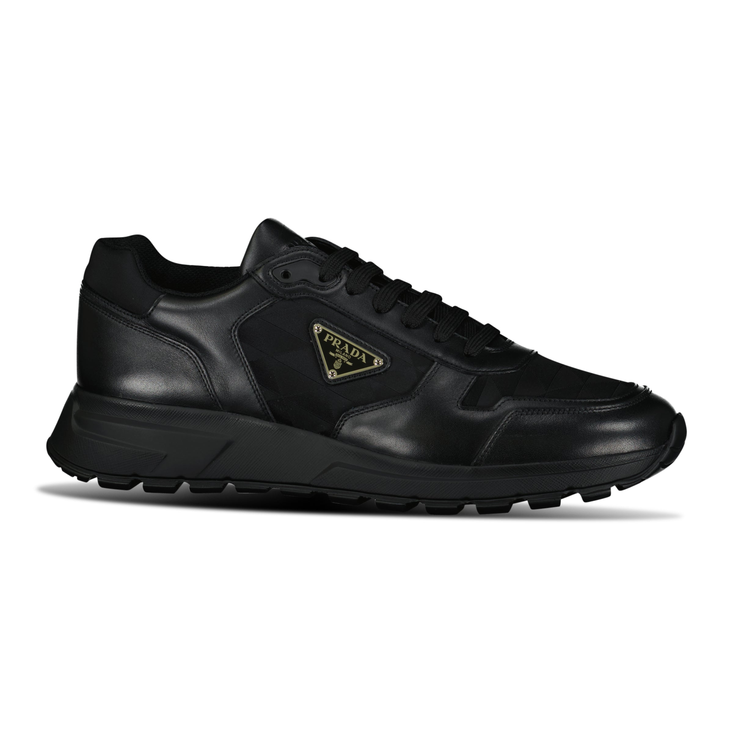 PRADA BLACK / PLAQUE LOGO TRAINER - UK 9.5 (Fit 10.5) NEW - Affluent ArchivesUsed HIGH END DESIGNER CLOTHING