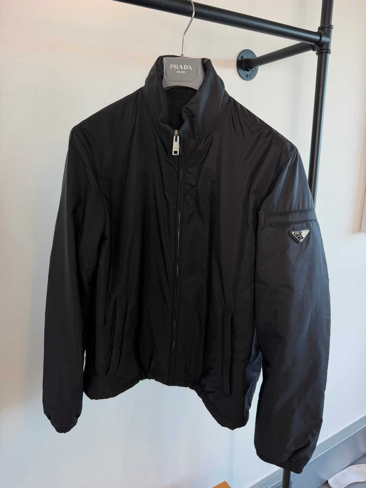PRADA RE NYLON BLACK PADDED JACKET - LARGE (Fits Medium) | PRE OWNED