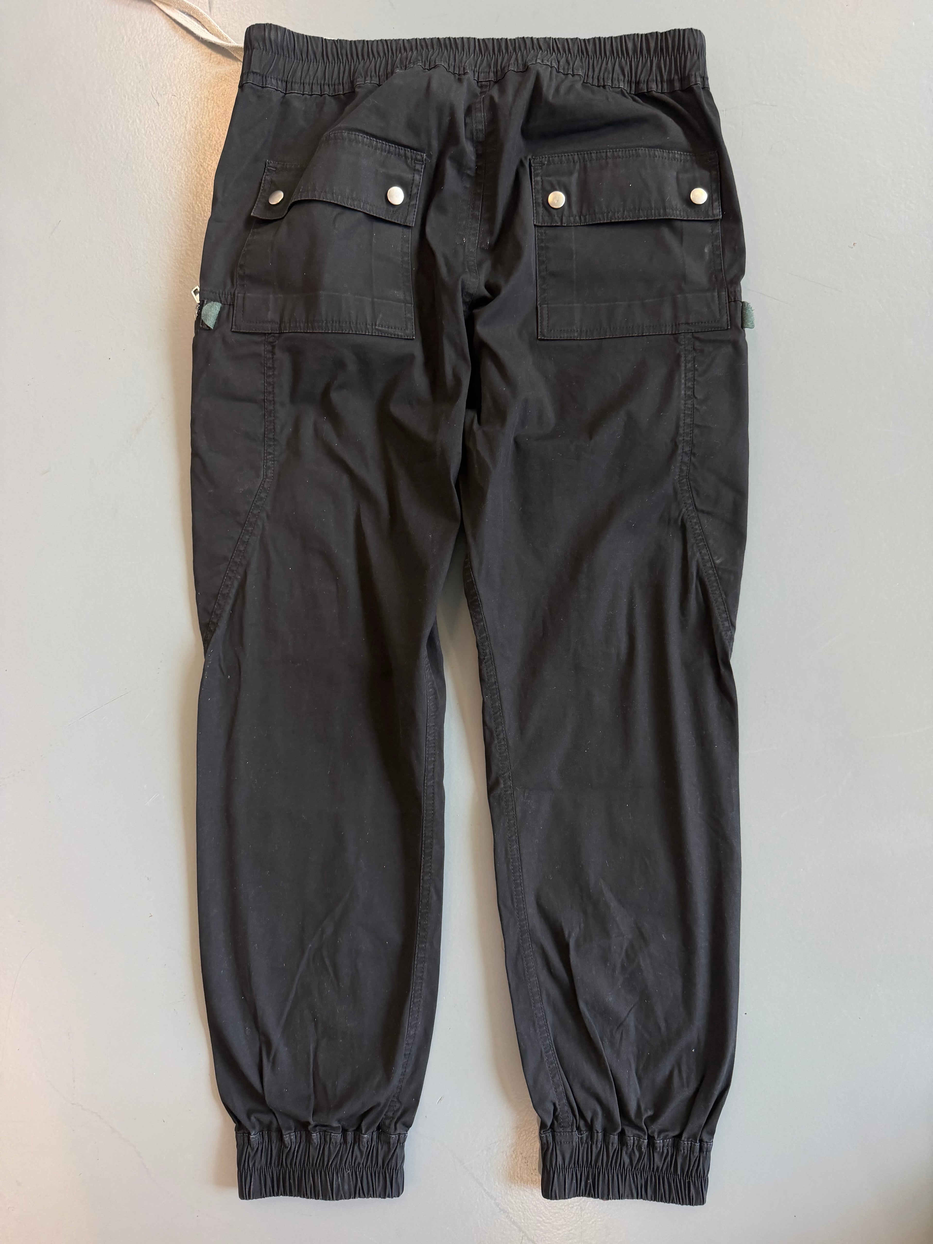 RICK OWENS BLACK CARGO PANTS - MEDIUM | PRE OWNED
