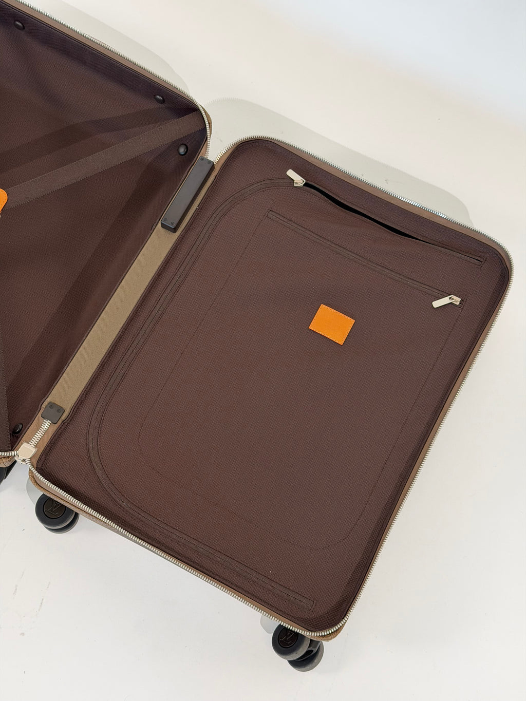LOUIS VUITTON PHARRELL WILLIAMS HORIZON CABIN CASE 55 | PRE OWNED