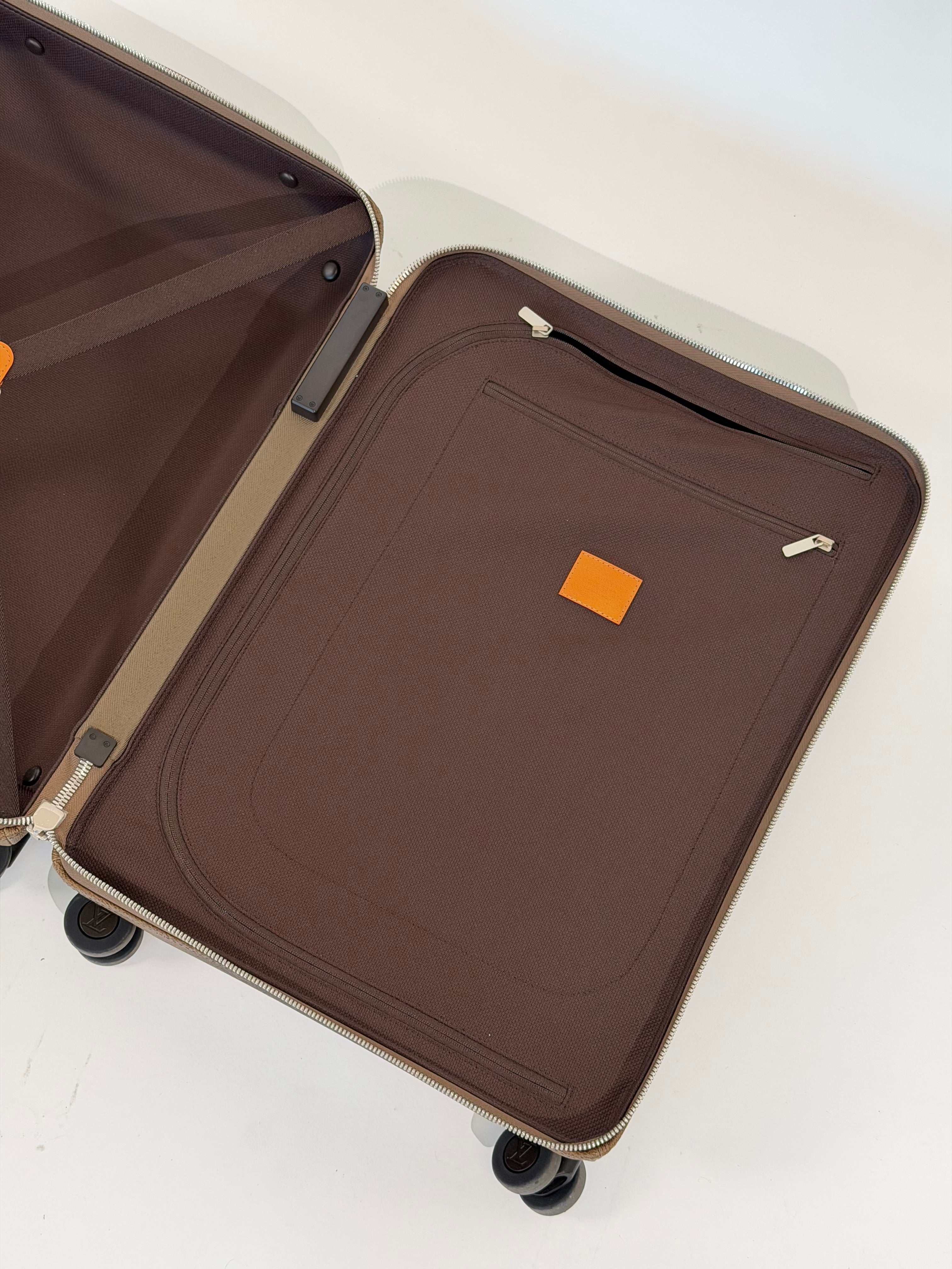 LOUIS VUITTON PHARRELL WILLIAMS HORIZON CABIN CASE 55 | PRE OWNED
