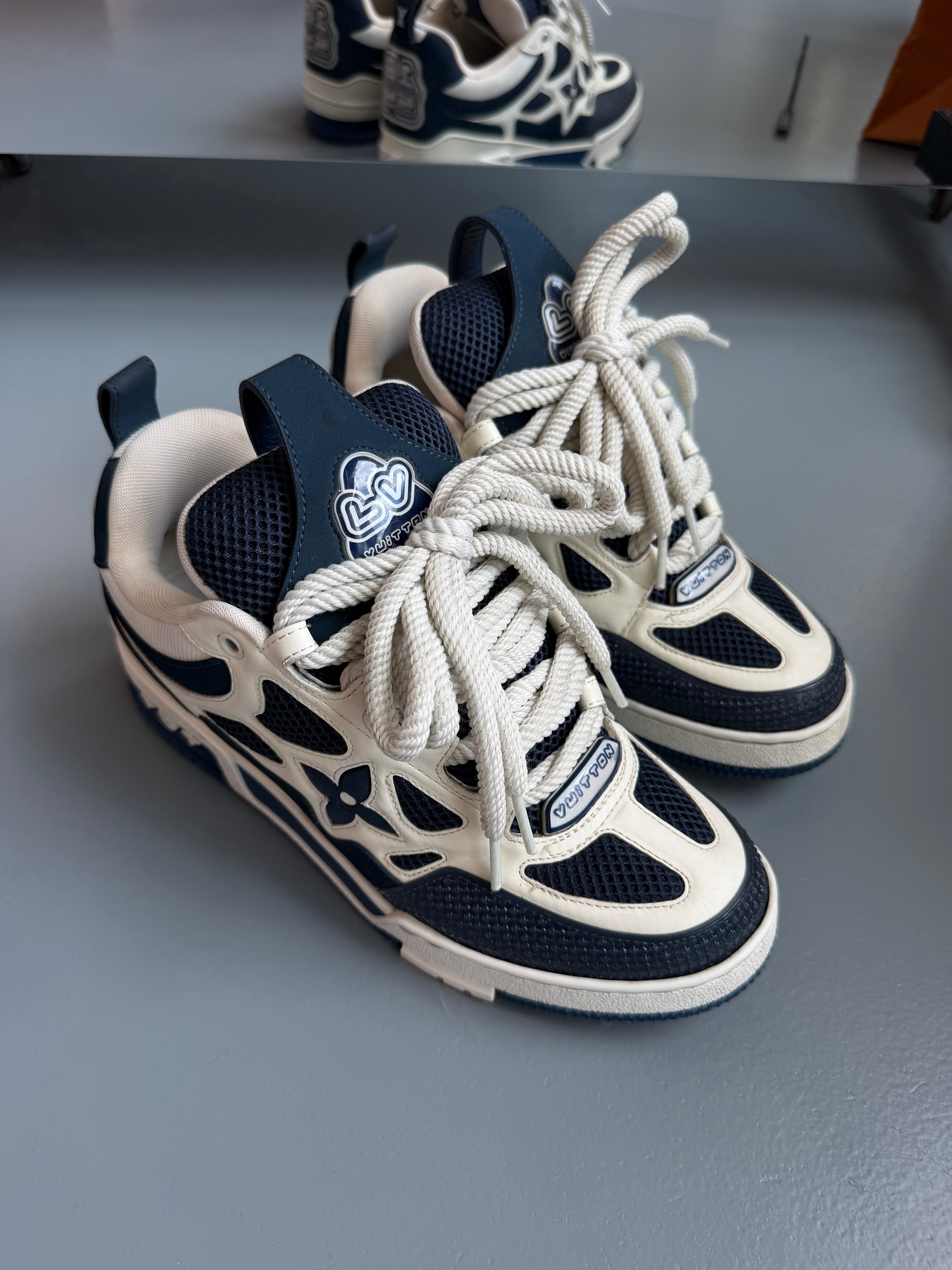 LOUIS VUITTON SKATE SNEAKER NAVY - UK 6.5 (Fit 7.5) | PRE OWNED