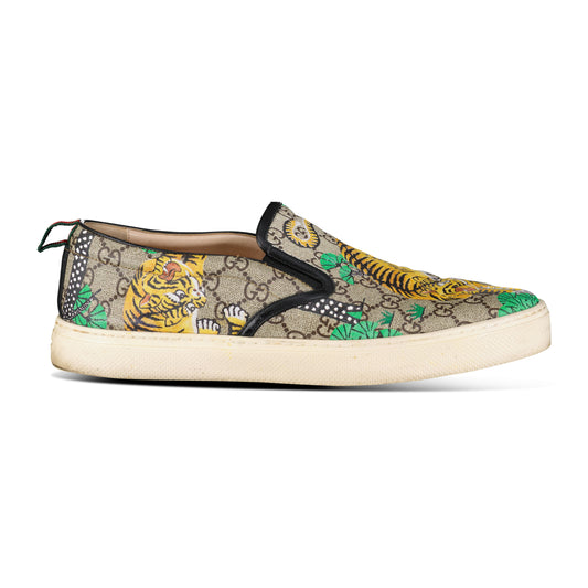 GUCCI BEIGE MONOGRAM SLIP ON TRAINER - UK 9 (43)