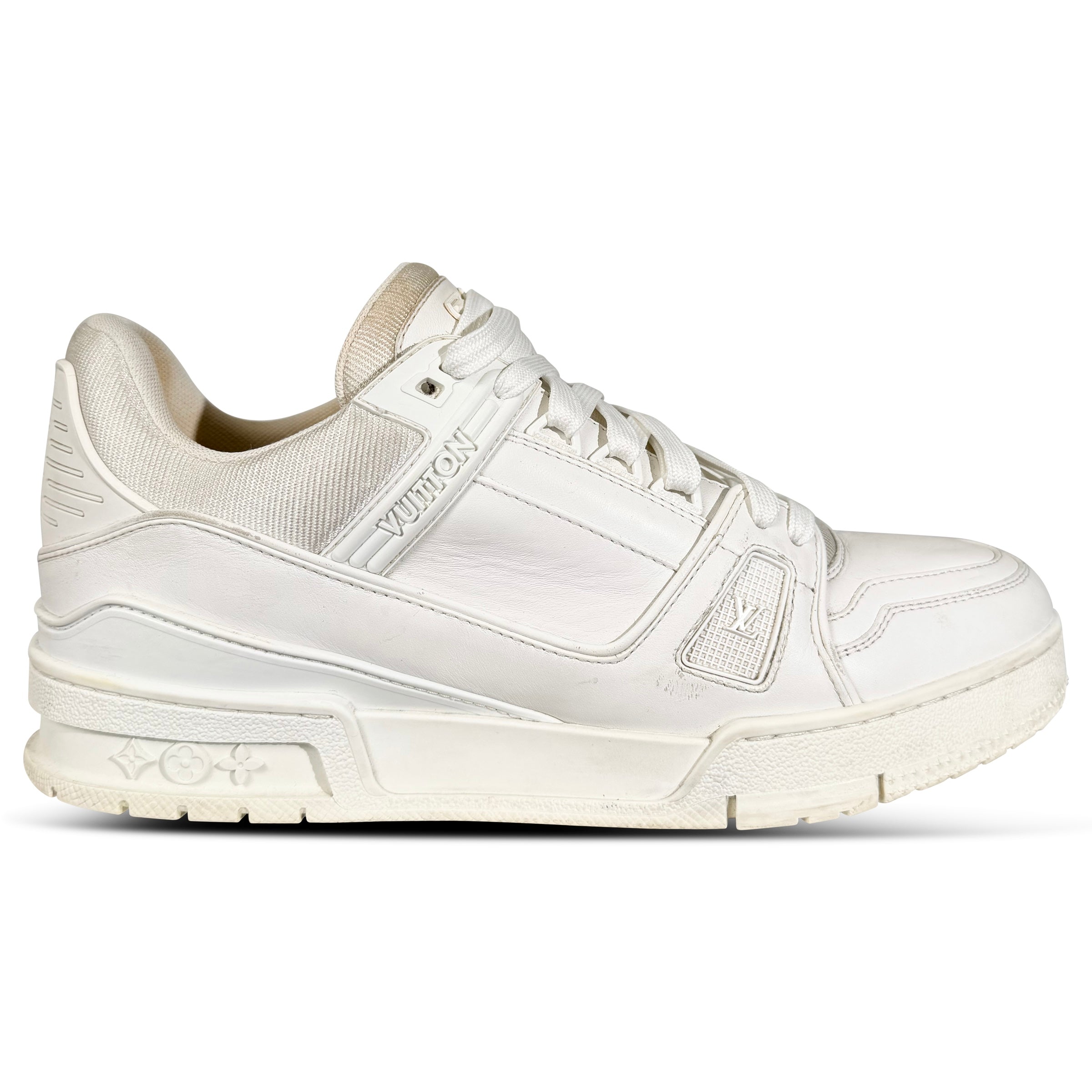 LOUIS VUITTON WHITE LV SNEAKER - UK 7 (Fit 8) | PRE OWNED