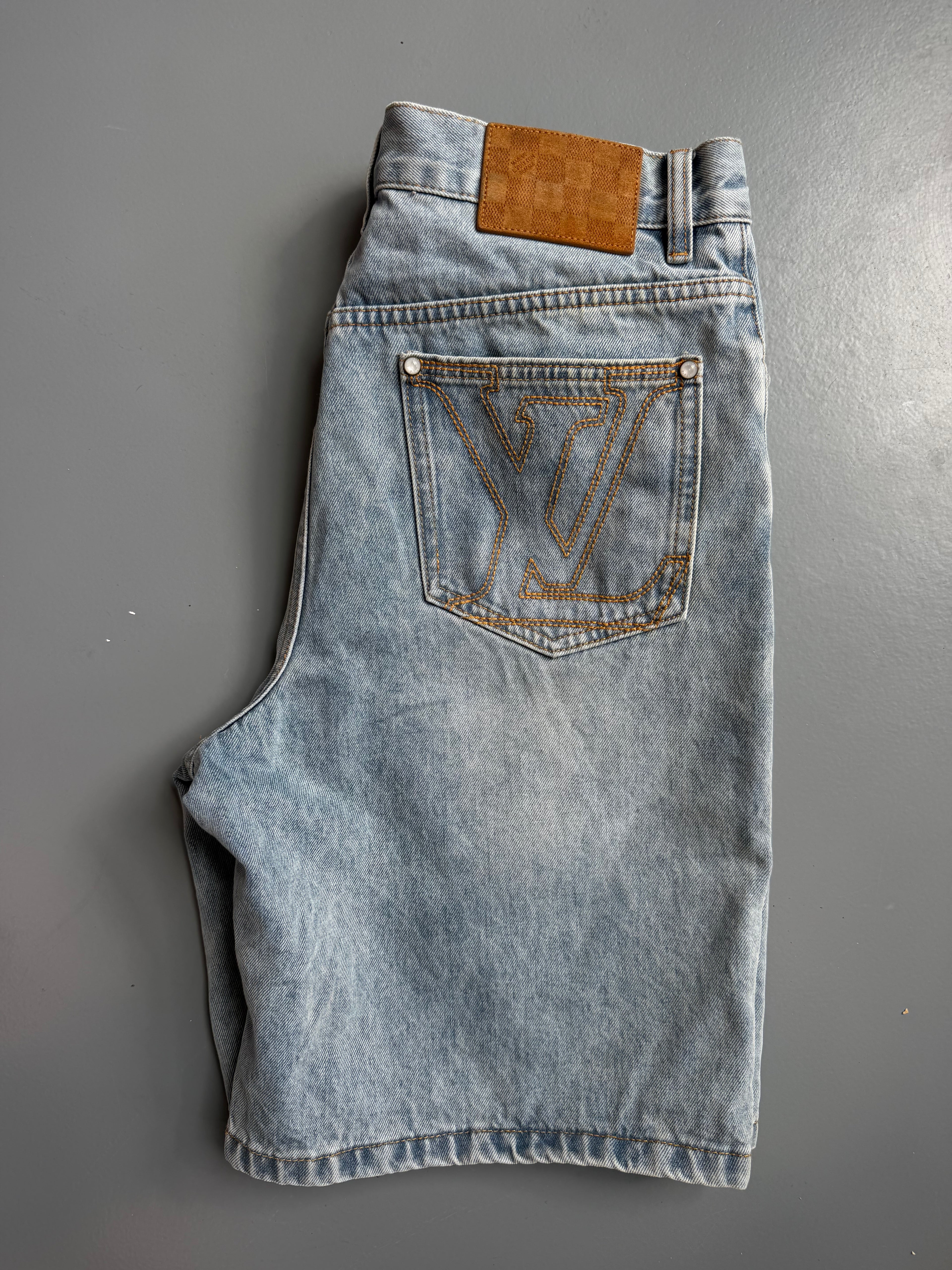 LOUIS VUITTON DENIM SHORTS - 32W| PRE OWNED