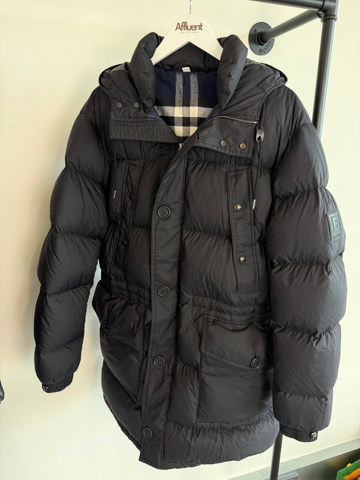 BURBERRY BLACK DOWN PUFFER COAT - LARGE | PRE OWNED