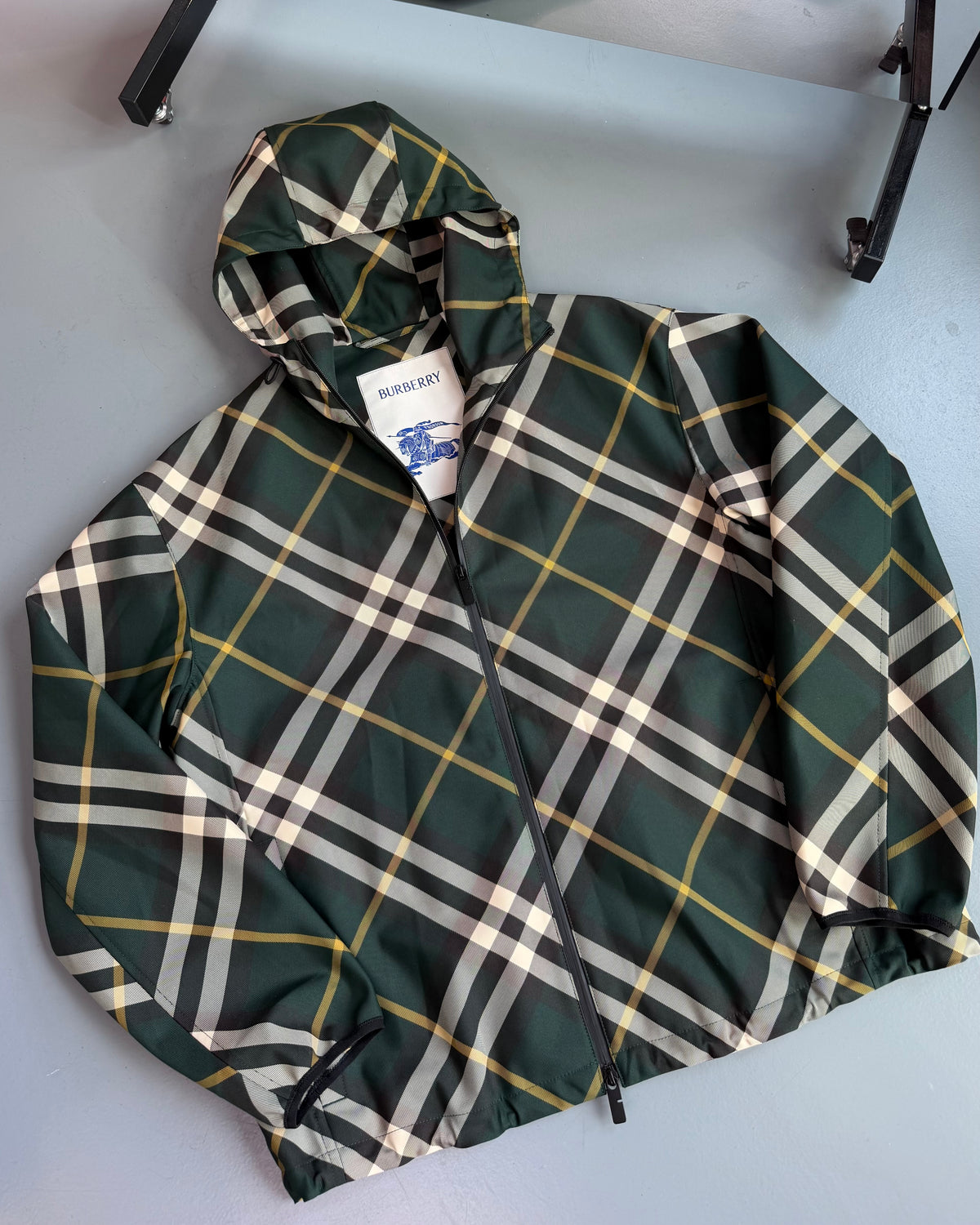 BURBERRY GREEN CHECKERED ZIP JACKET - SMALL (Fits Size Large) | PRE OWNED