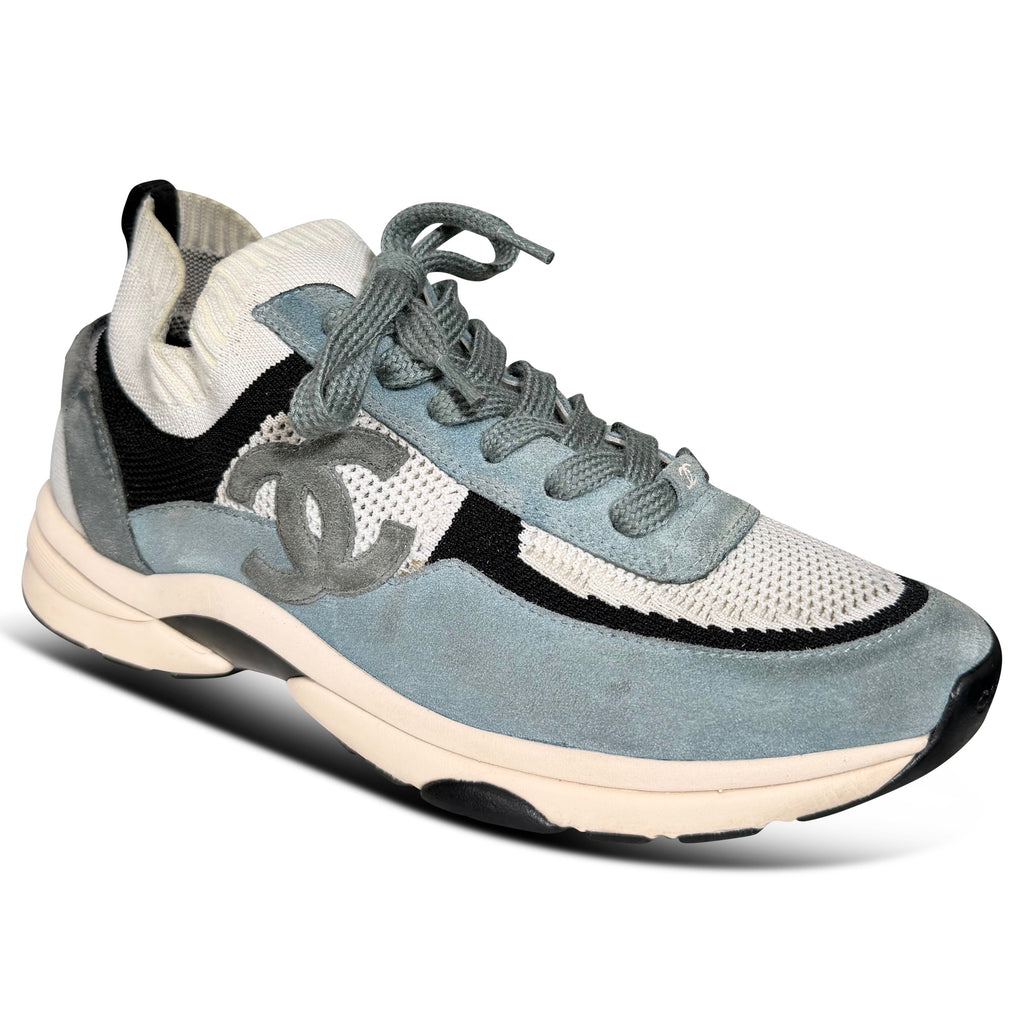 CHANEL LIGHT BLUE KNITTED RUNNER TRAINER - UK 10 (44) | PRE OWNED