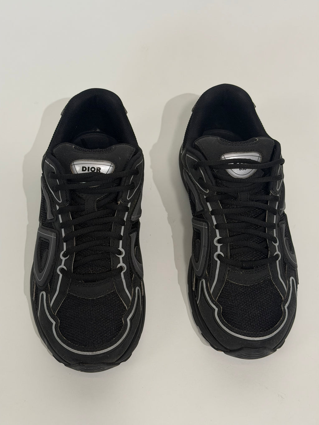 DIOR B30 BLACK - UK 7 (41) | PRE OWNED