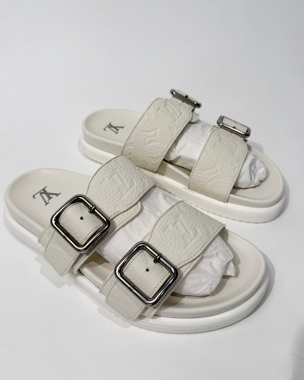 LOUIS VUITTON WHITE VENICE MULES - UK 6 (Fit 7) | PRE OWNED