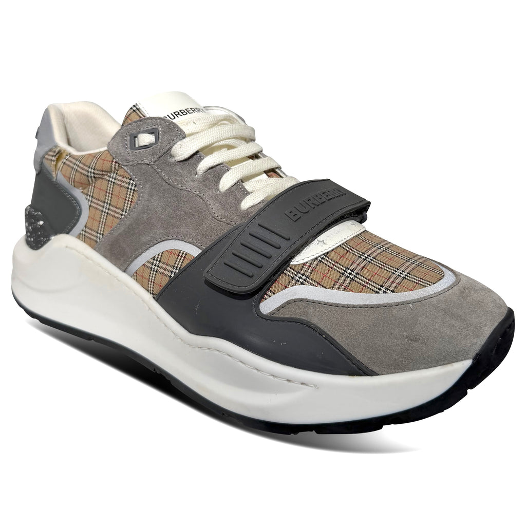 BURBERRY BEIGE SNEAKER - UK 11 (45) | PRE OWNED