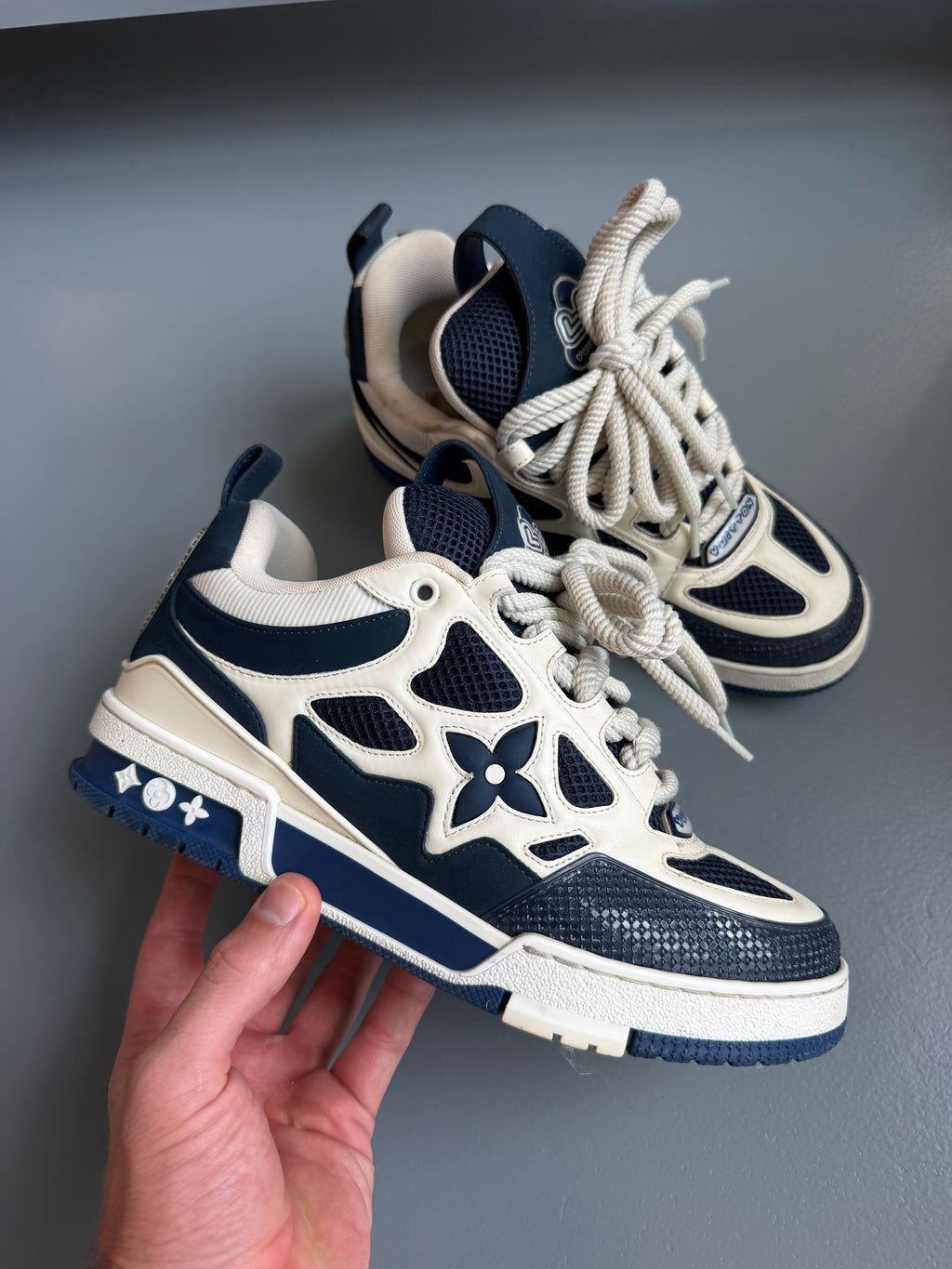 LOUIS VUITTON SKATE SNEAKER NAVY - UK 6.5 (Fit 7.5) | PRE OWNED
