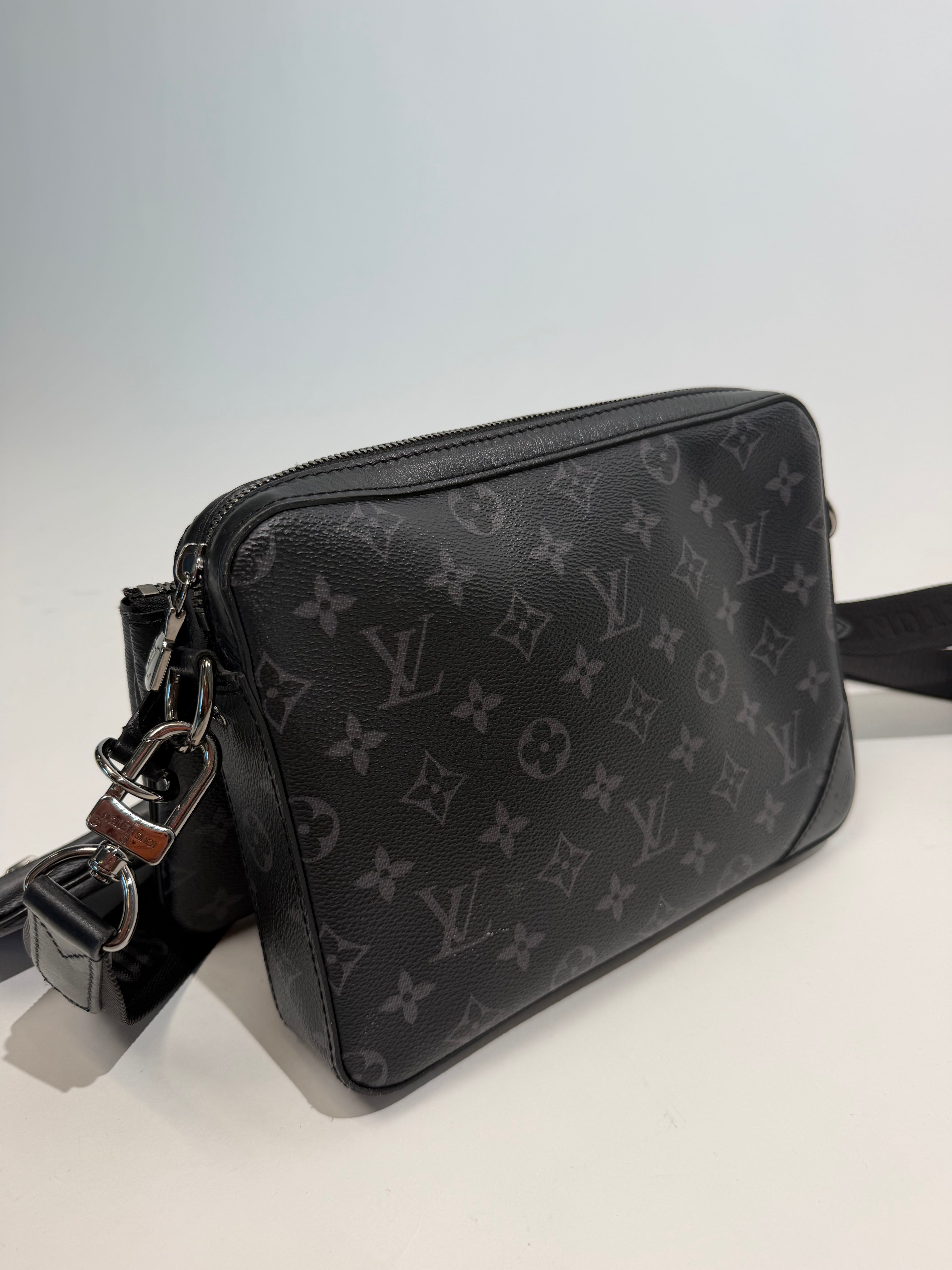 LOUIS VUITTON TRIO MESSENGER BAG | PRE OWNED