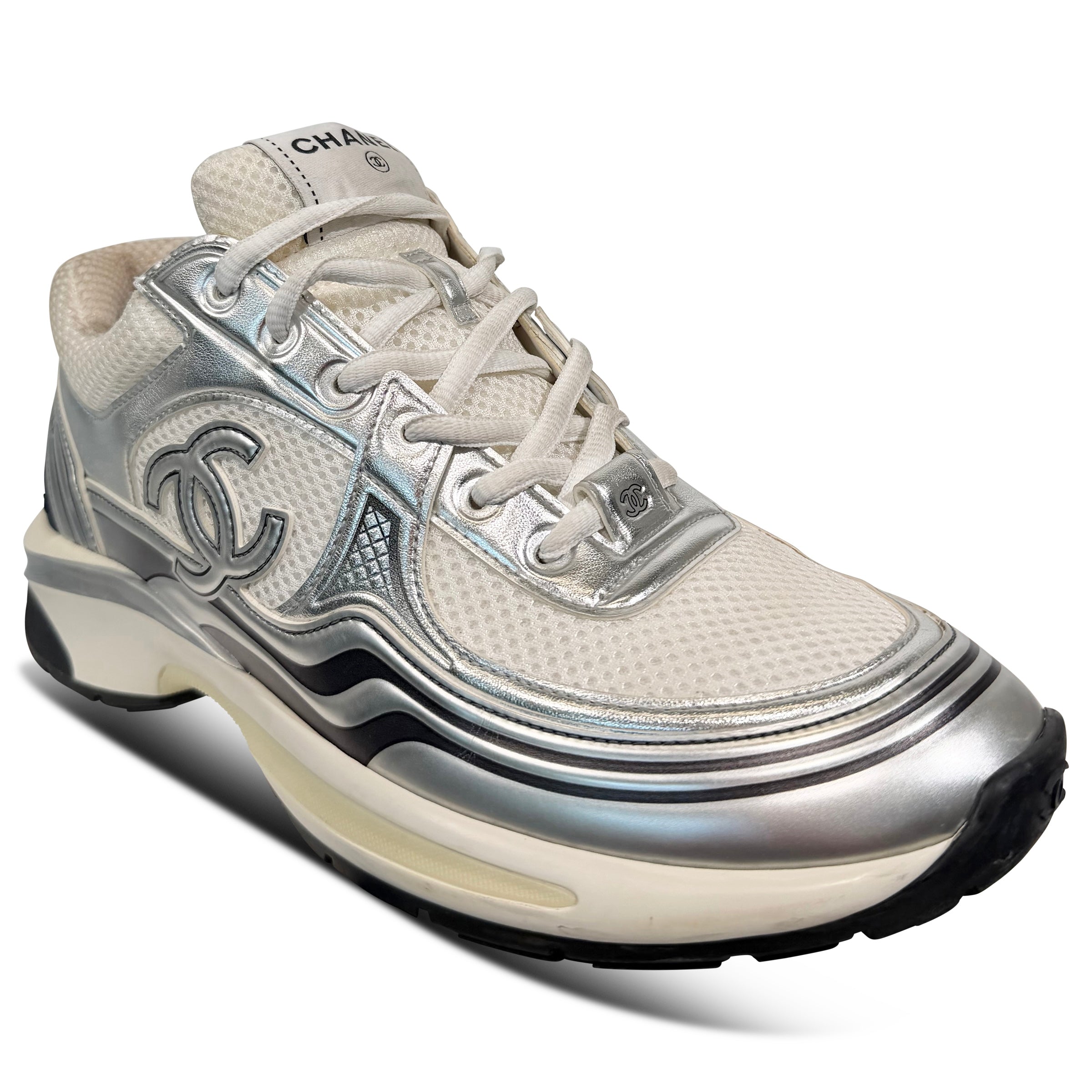CHANEL BEIGE / GOLD RUNNER SNEAKER - UK 7 (41) | PRE OWNED