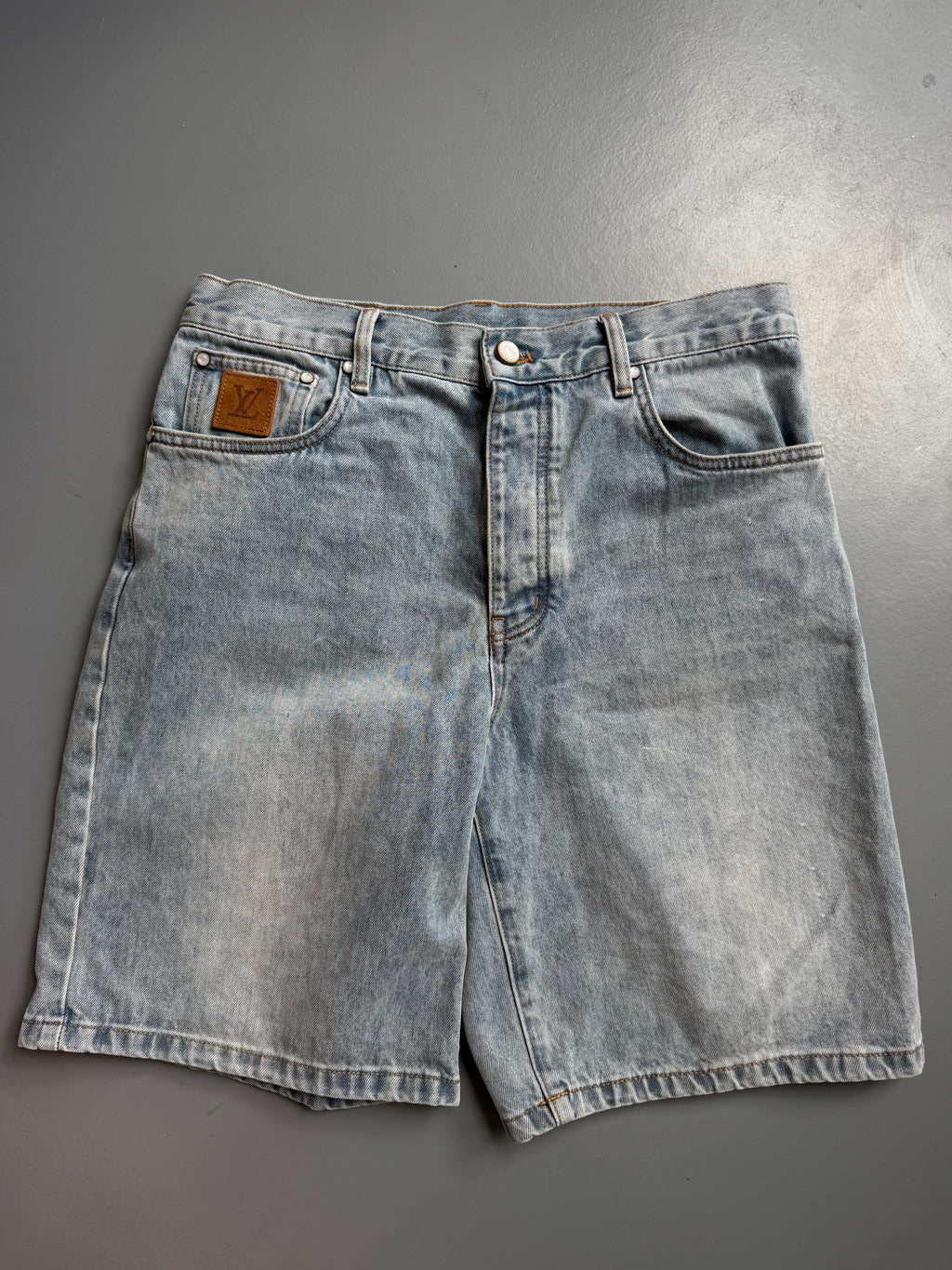 LOUIS VUITTON DENIM SHORTS - 32W| PRE OWNED