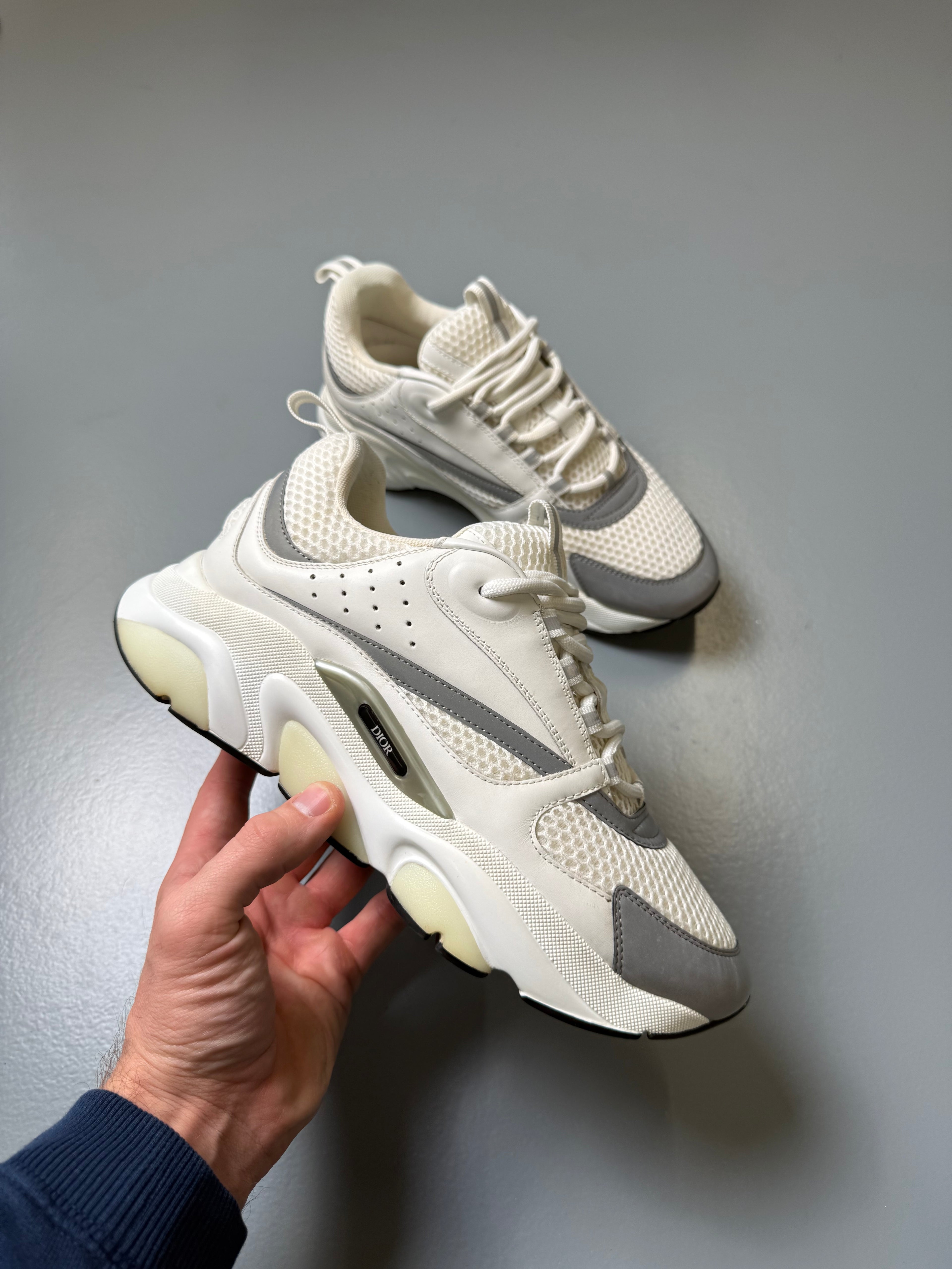 DIOR B22 WHITE REFLECTIVE - UK 8 (42)