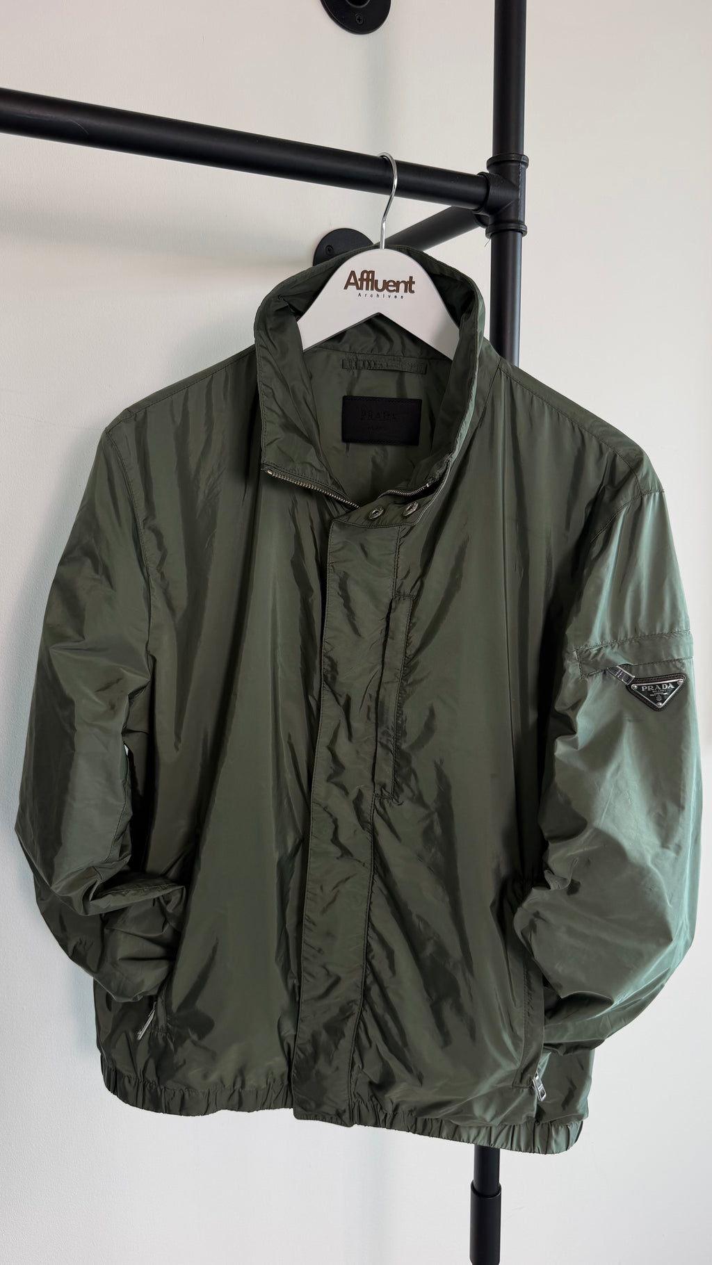 PRADA KHAKI RE NYLON JACKET - LARGE (50)| PRE OWNED