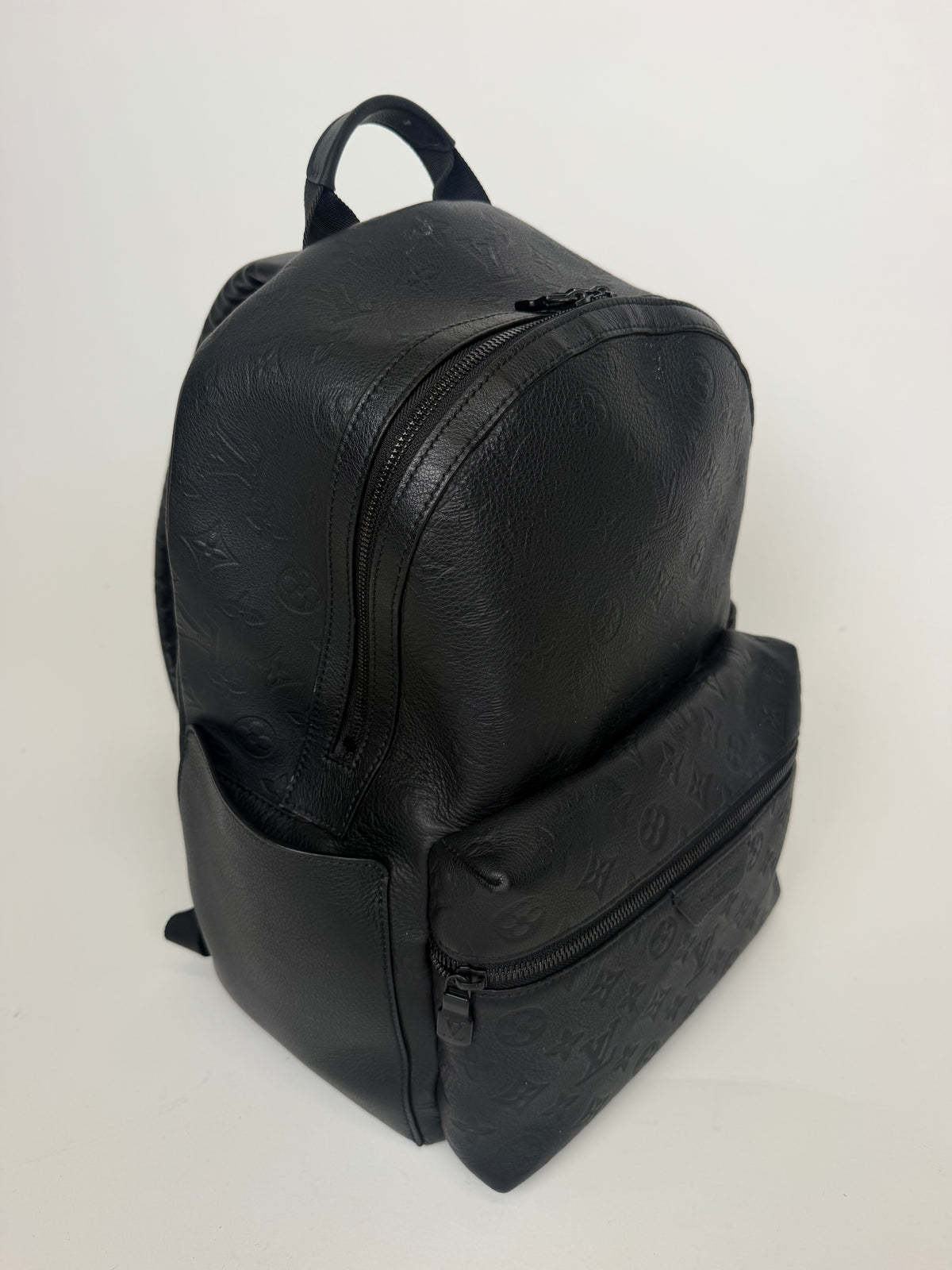 LOUIS VUITTON BLACK SHADOWN MONOGRAM DISCOVERY RUCKSACK | PRE OWNED