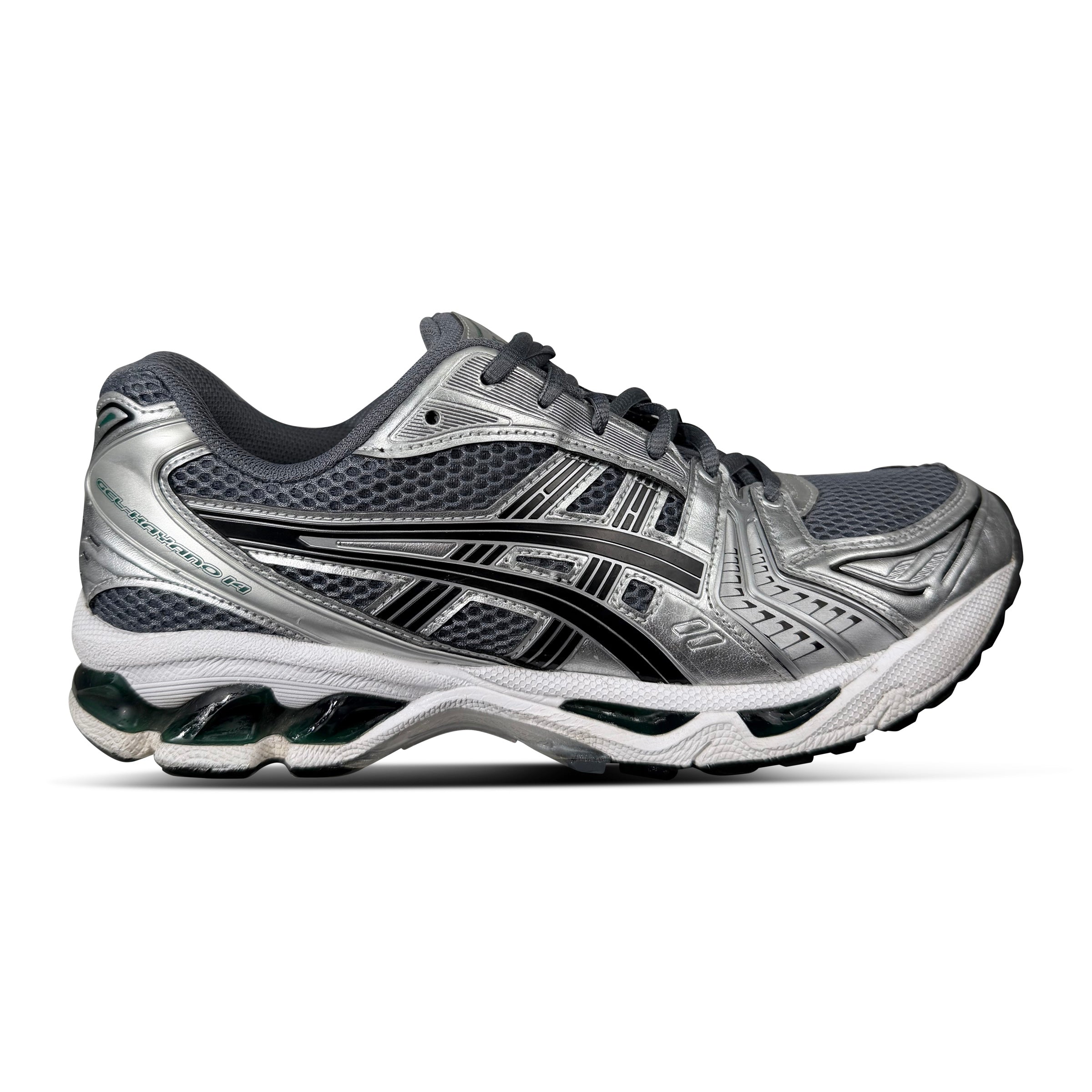ASIC SILVER / BLUE TRAINER - UK 8.5 (42.5) - Affluent ArchivesUsed HIGH END DESIGNER CLOTHING