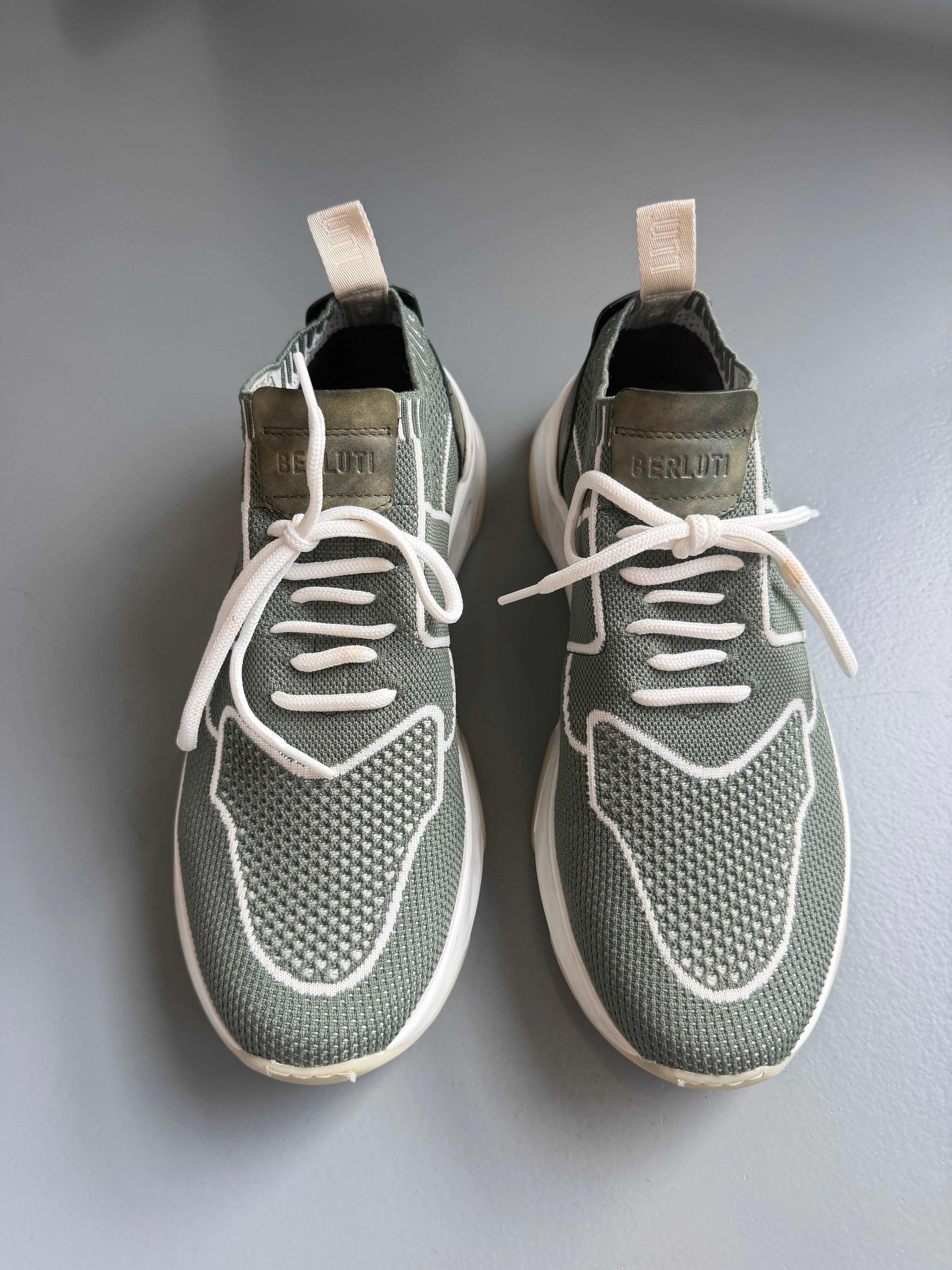 BERLUIT LIGHT GREEN SHADOW KNIT TRAINER - UK 7 (Fit 7.5) | PRE OWNED - Affluent ArchivesUsed HIGH END DESIGNER CLOTHING