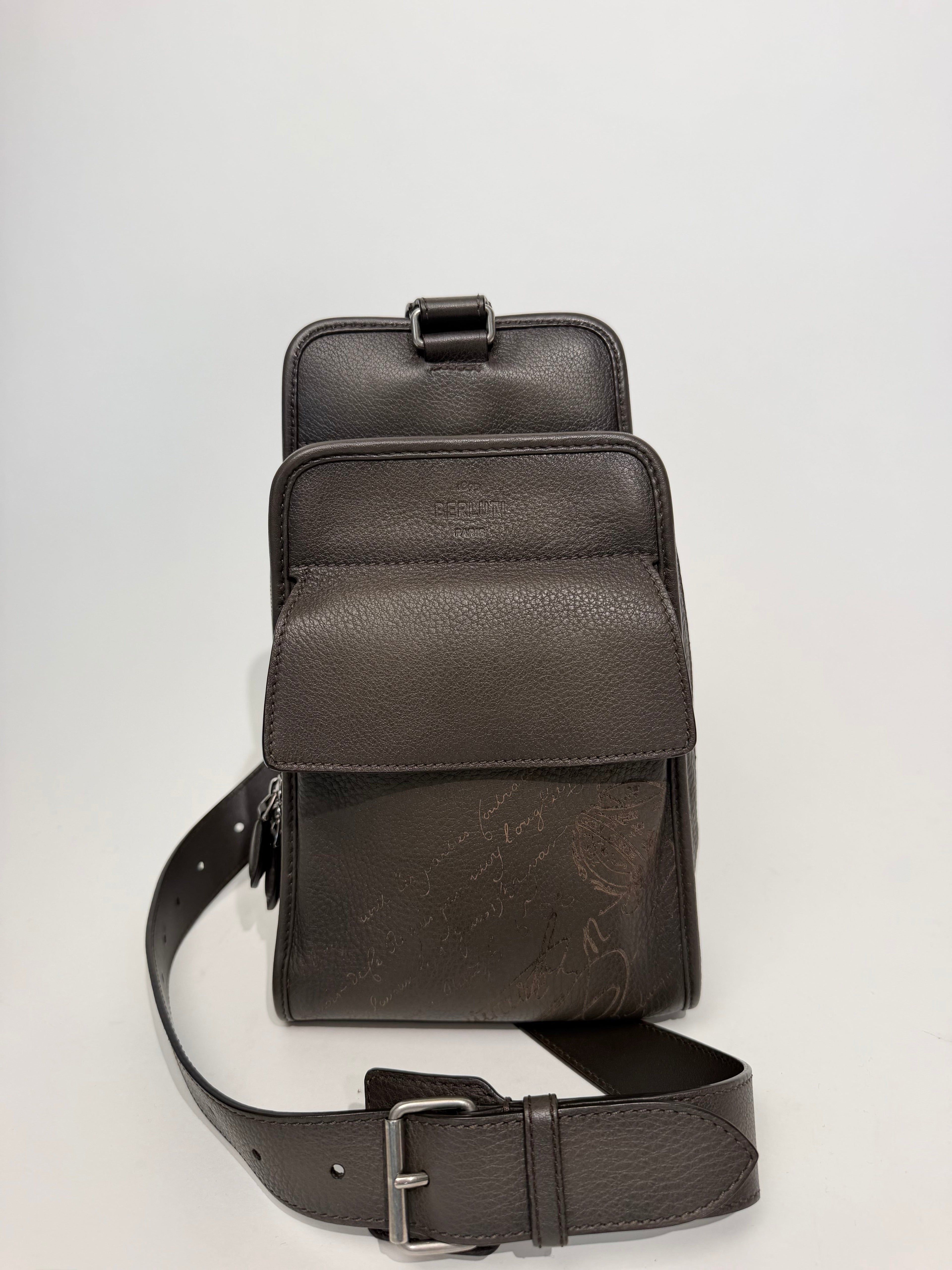 BERLUTI PERIPLE SLING BAG CALF LEATHER | PRE OWNED - Affluent ArchivesUsed HIGH END DESIGNER CLOTHING