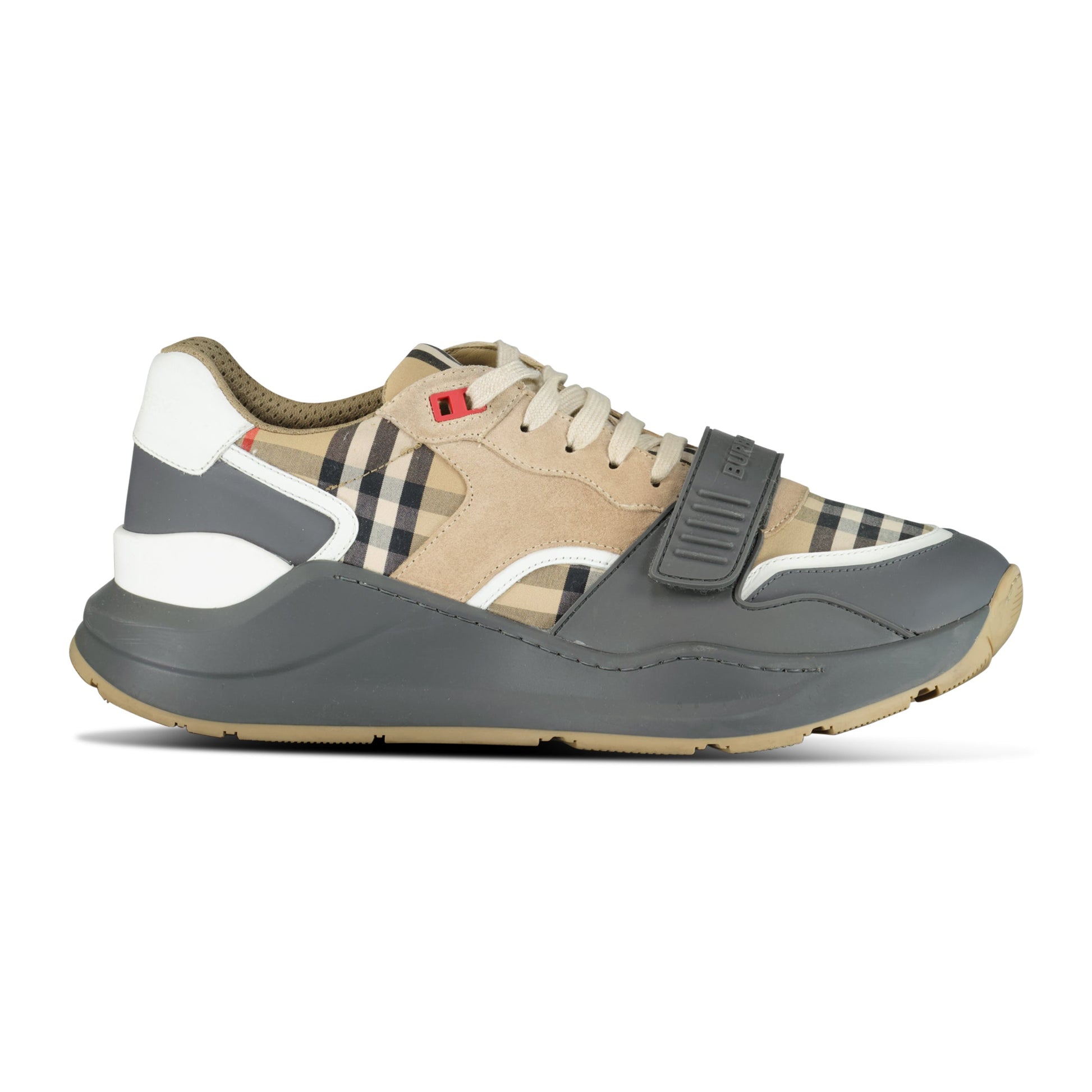 BURBERRY BEIGE SNEAKER - UK 10.5 (Fit 11) - Affluent ArchivesUsed HIGH END DESIGNER CLOTHING