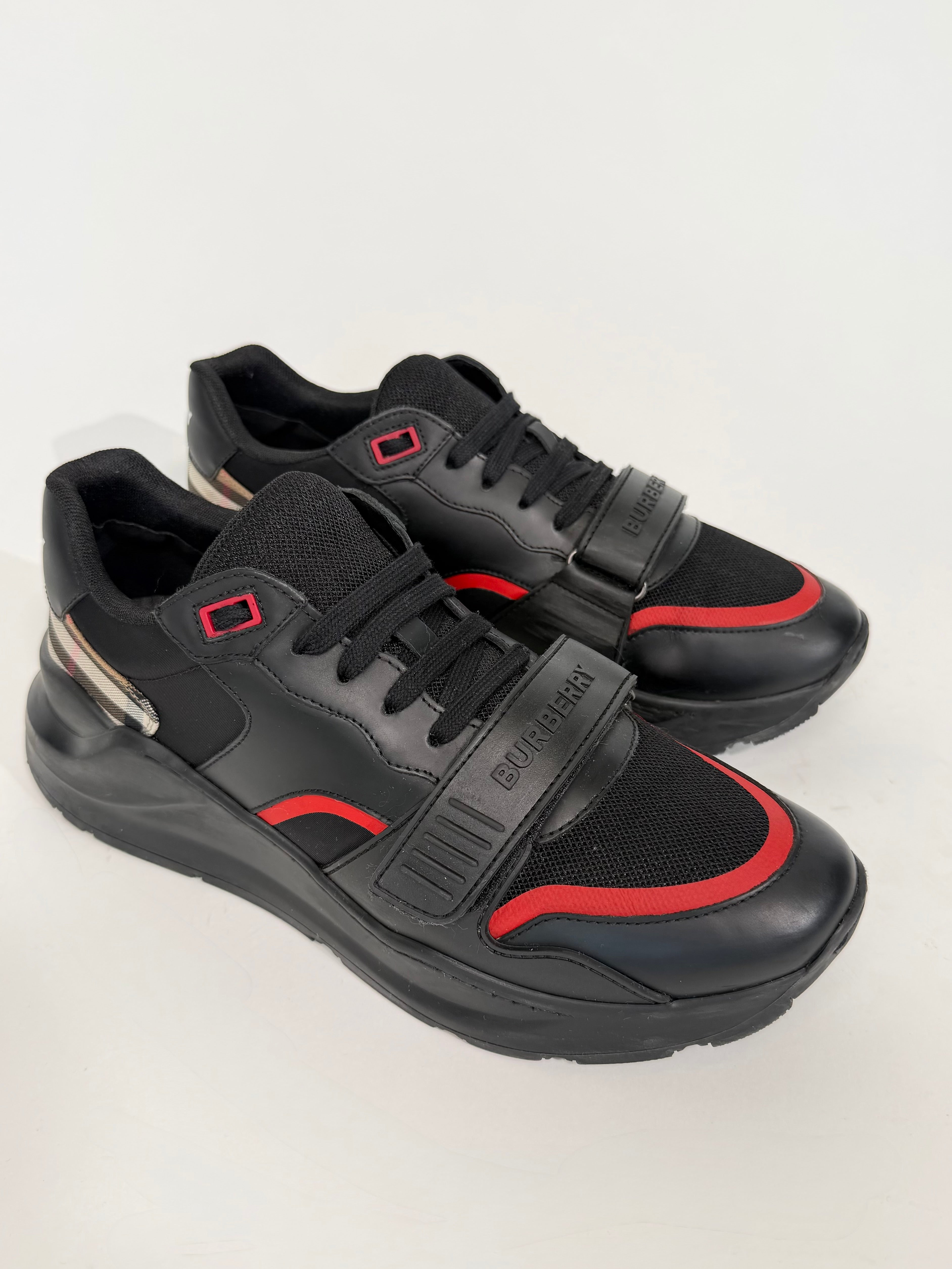 BURBERRY BLACK TRAINER - UK 10 (Fit 11) | PRE OWNED - Affluent ArchivesUsed HIGH END DESIGNER CLOTHING