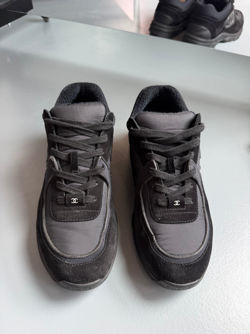CHANEL BLACK TRAINERS - UK 8 (42) | PRE OWNED - Affluent ArchivesUsed HIGH END DESIGNER CLOTHING