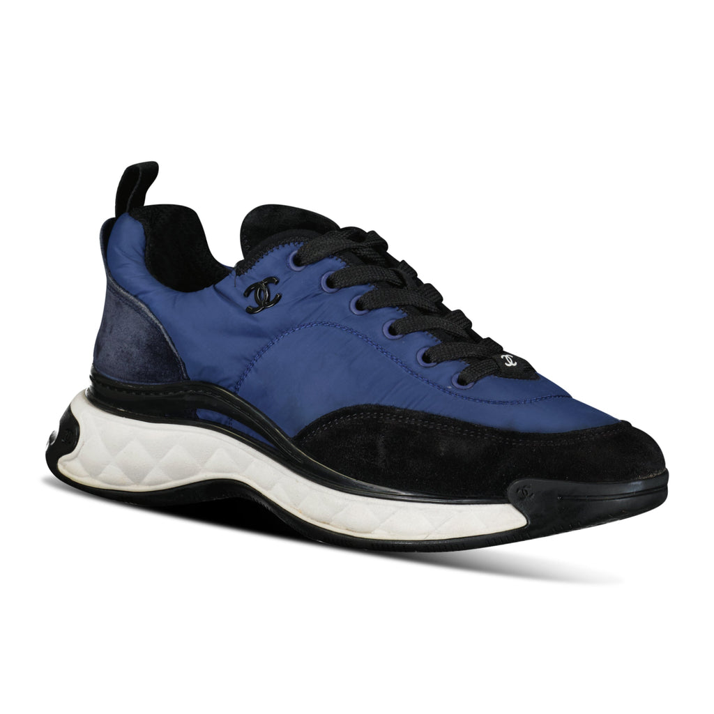 CHANEL NAVY TRAINER - UK 8 (42) - Affluent ArchivesUsed HIGH END DESIGNER CLOTHING