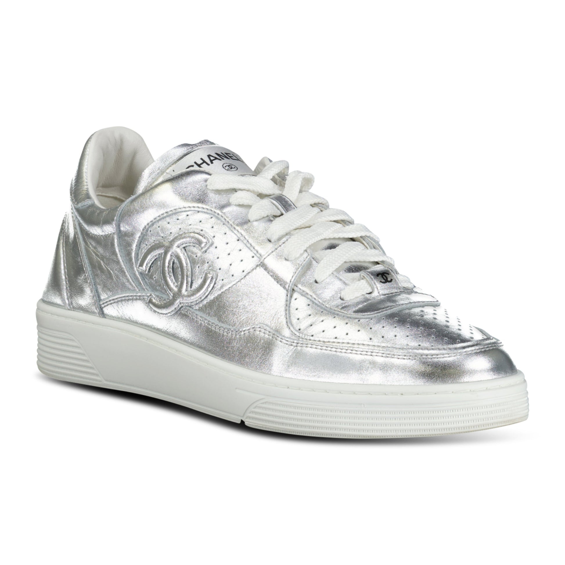 CHANEL SILVER LOW TRAINER - UK 8 (42) - Affluent ArchivesUsed HIGH END DESIGNER CLOTHING