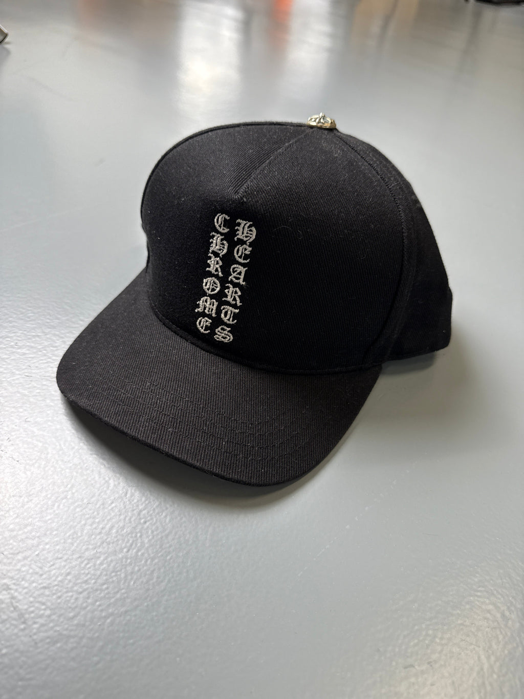 CHROME HEARTS BLACK HAT - Affluent ArchivesUsed HIGH END DESIGNER CLOTHING