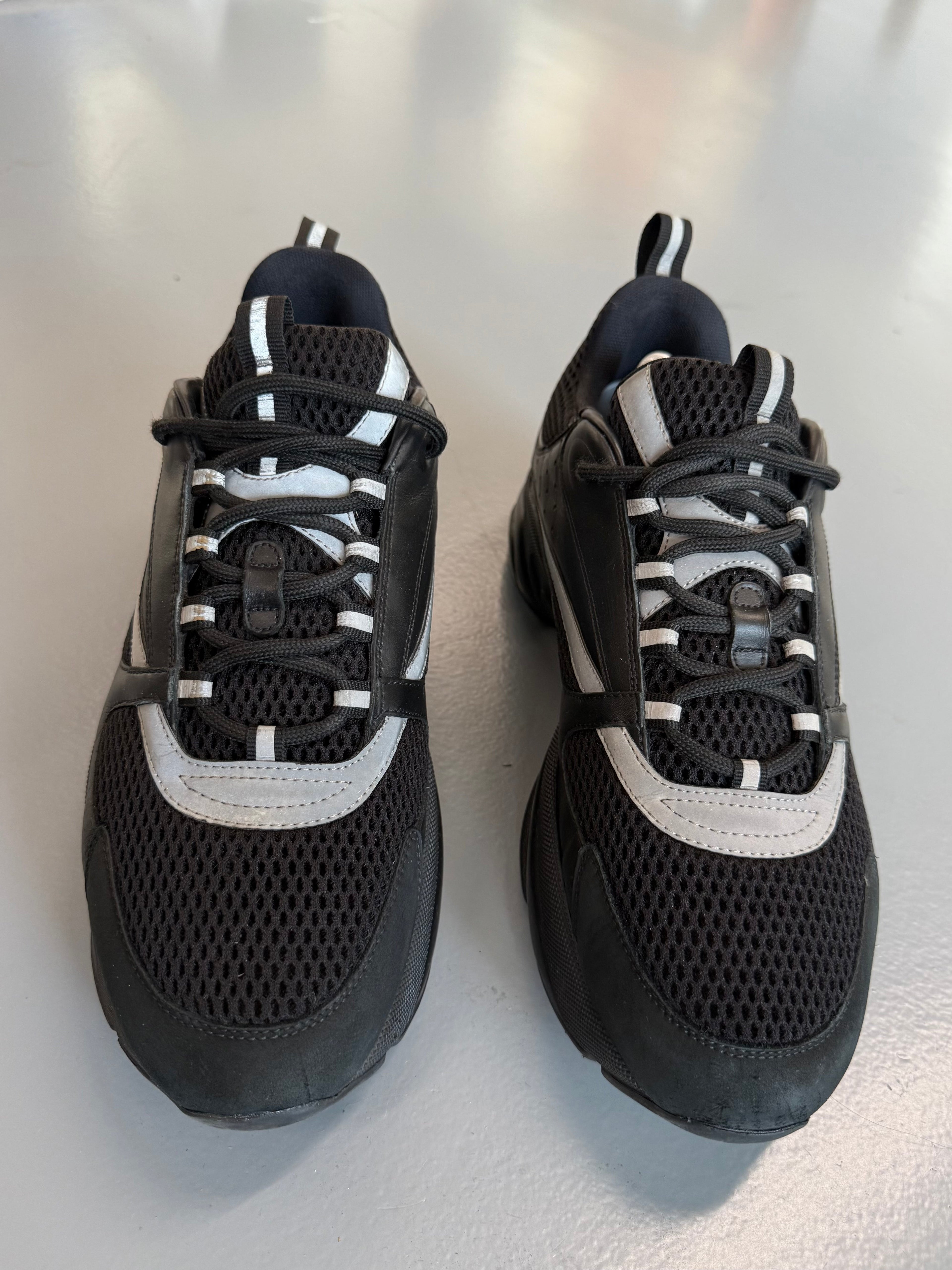 DIOR B22 BLACK - UK 11 (45) - Affluent ArchivesUsed HIGH END DESIGNER CLOTHING