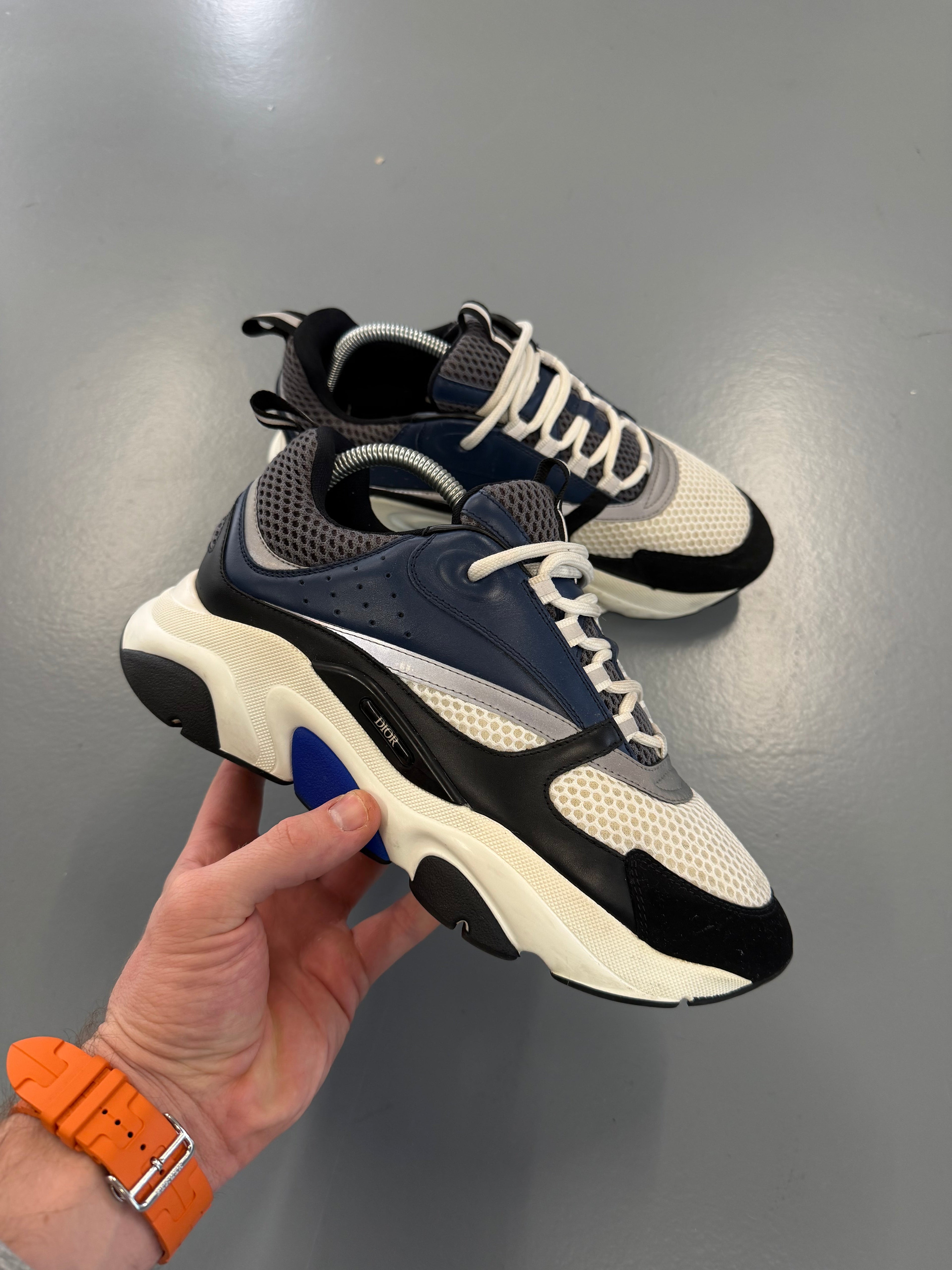 DIOR B22 BLUE/BLACK - UK 7 (41) - Affluent ArchivesUsed HIGH END DESIGNER CLOTHING
