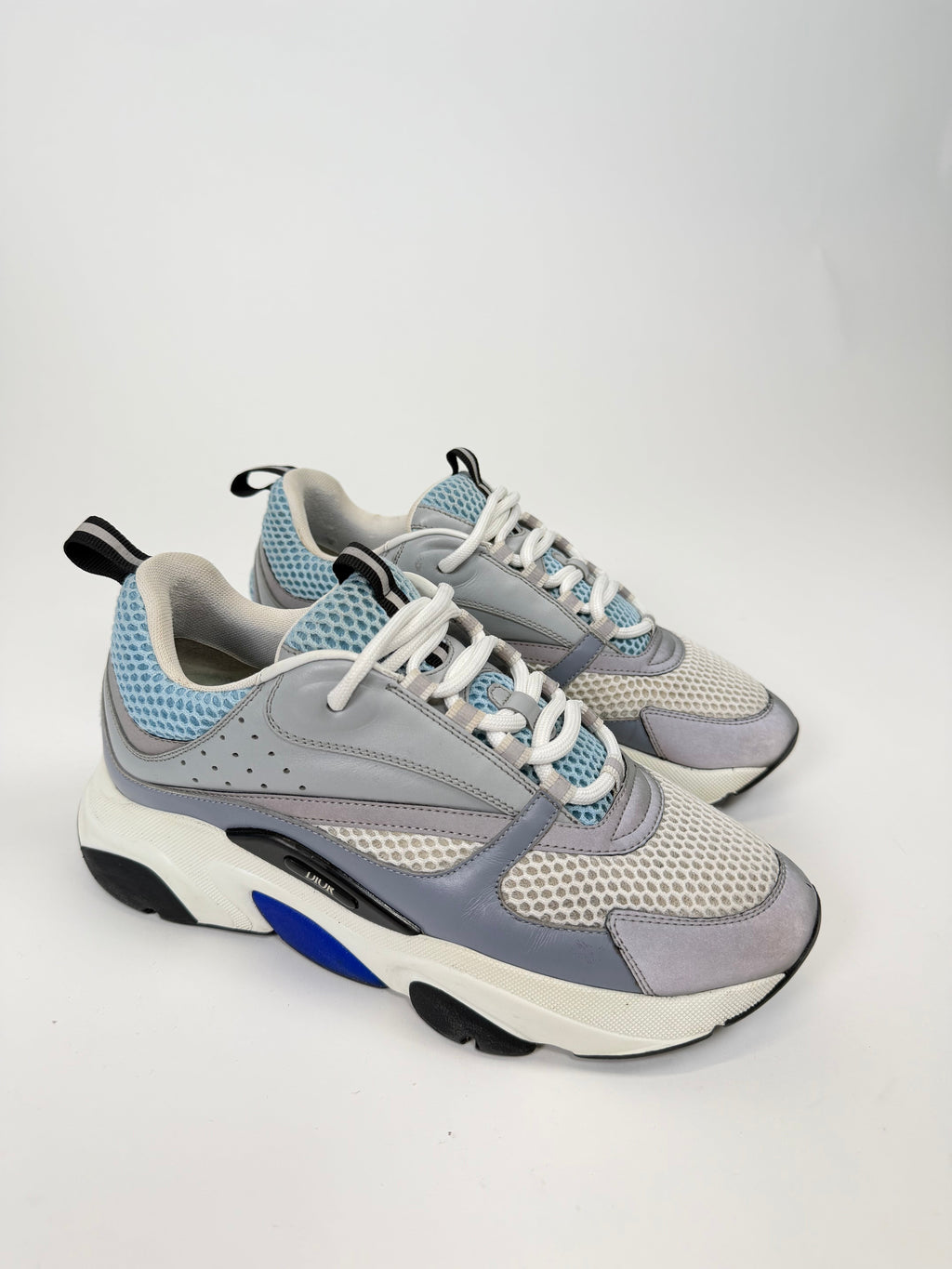 DIOR B22 REFLECTIVE BLUE / WHITE - UK 7.5 (41.5) - Affluent ArchivesUsed HIGH END DESIGNER CLOTHING