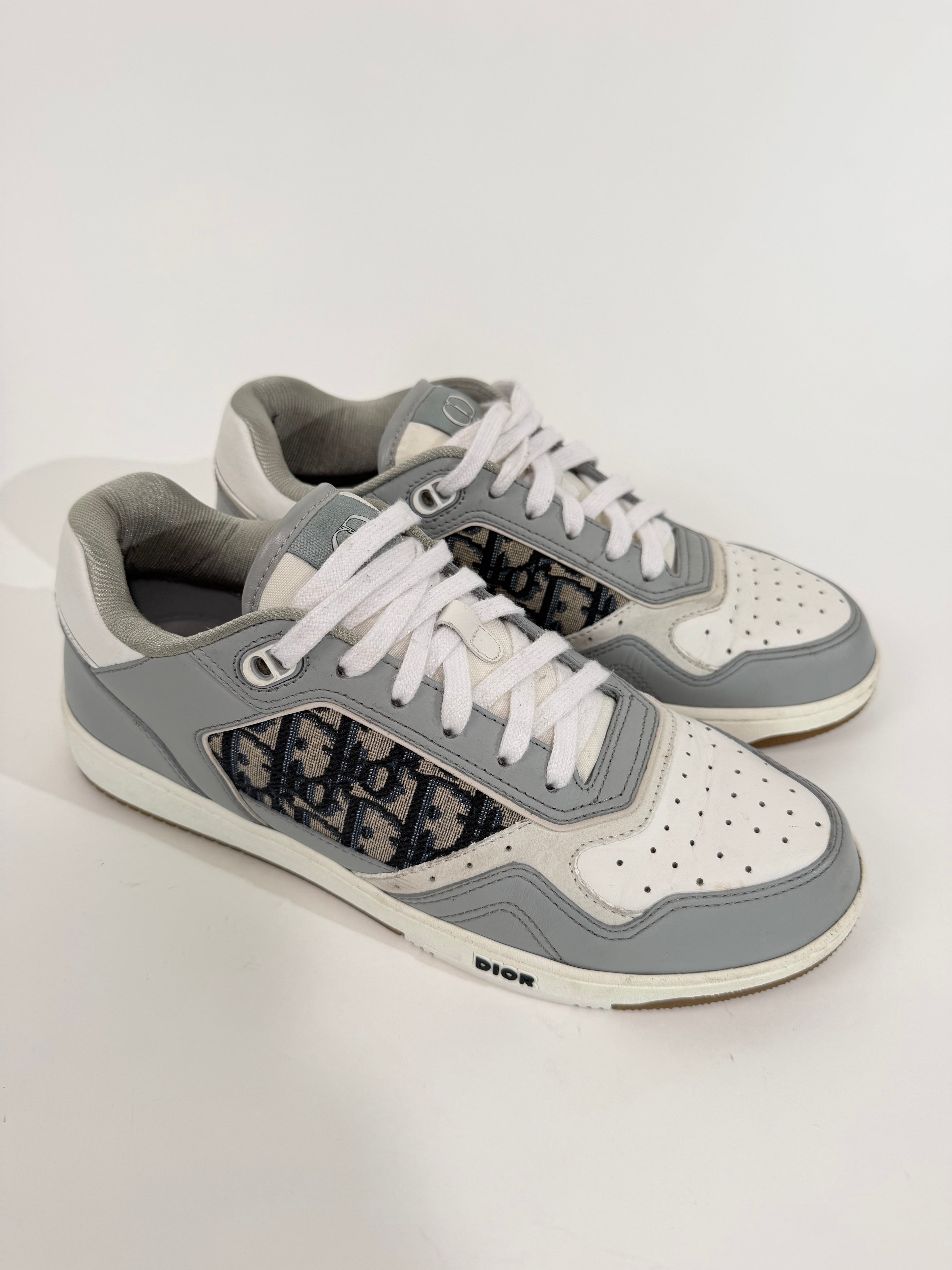 DIOR B27 SNEAKER GREY / WHITE - UK 7 (41) | PRE OWNED - Affluent ArchivesUsed HIGH END DESIGNER CLOTHING