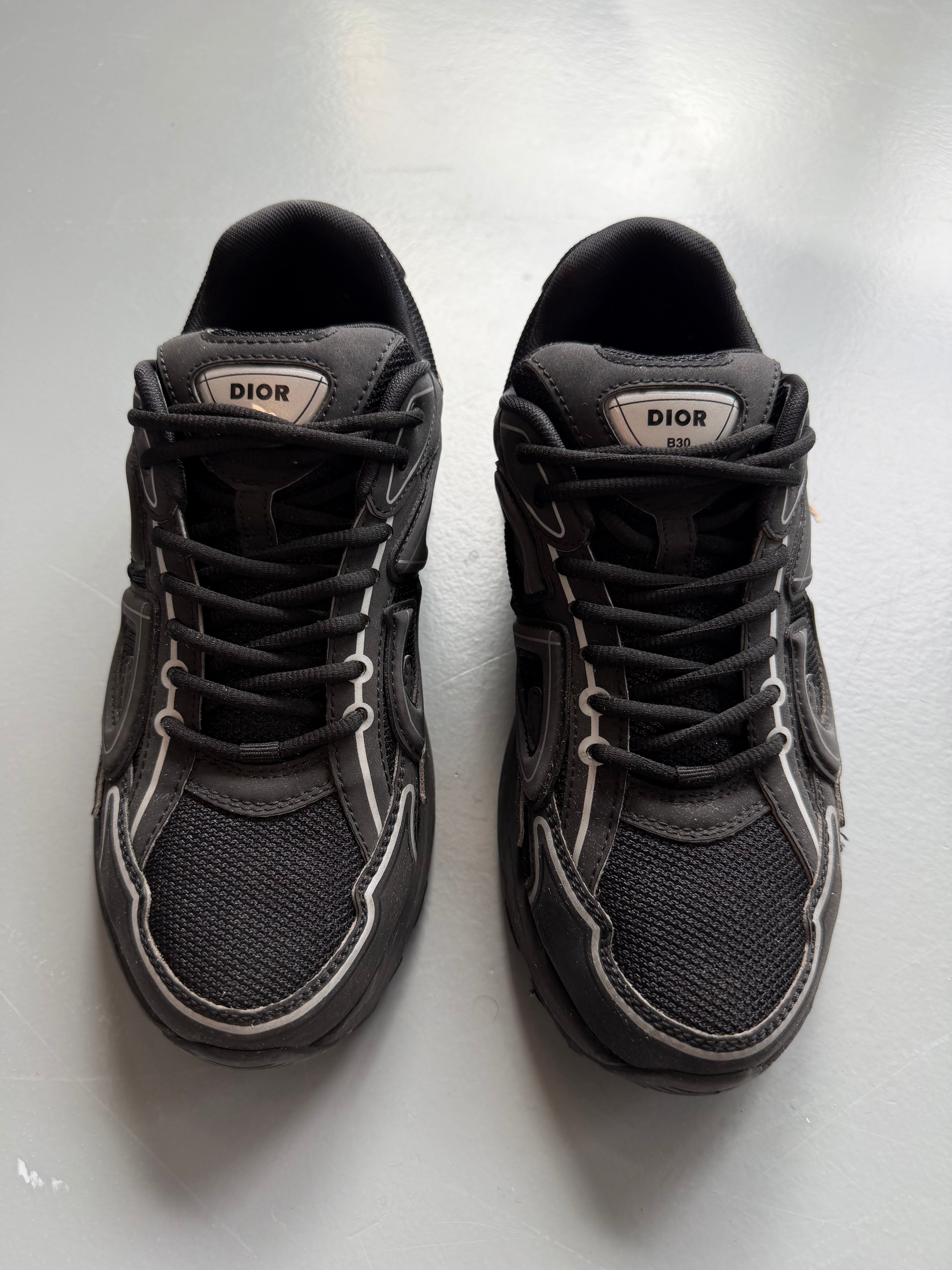 DIOR B30 BLACK - UK 7 (41) | PRE OWNED - Affluent ArchivesUsed HIGH END DESIGNER CLOTHING