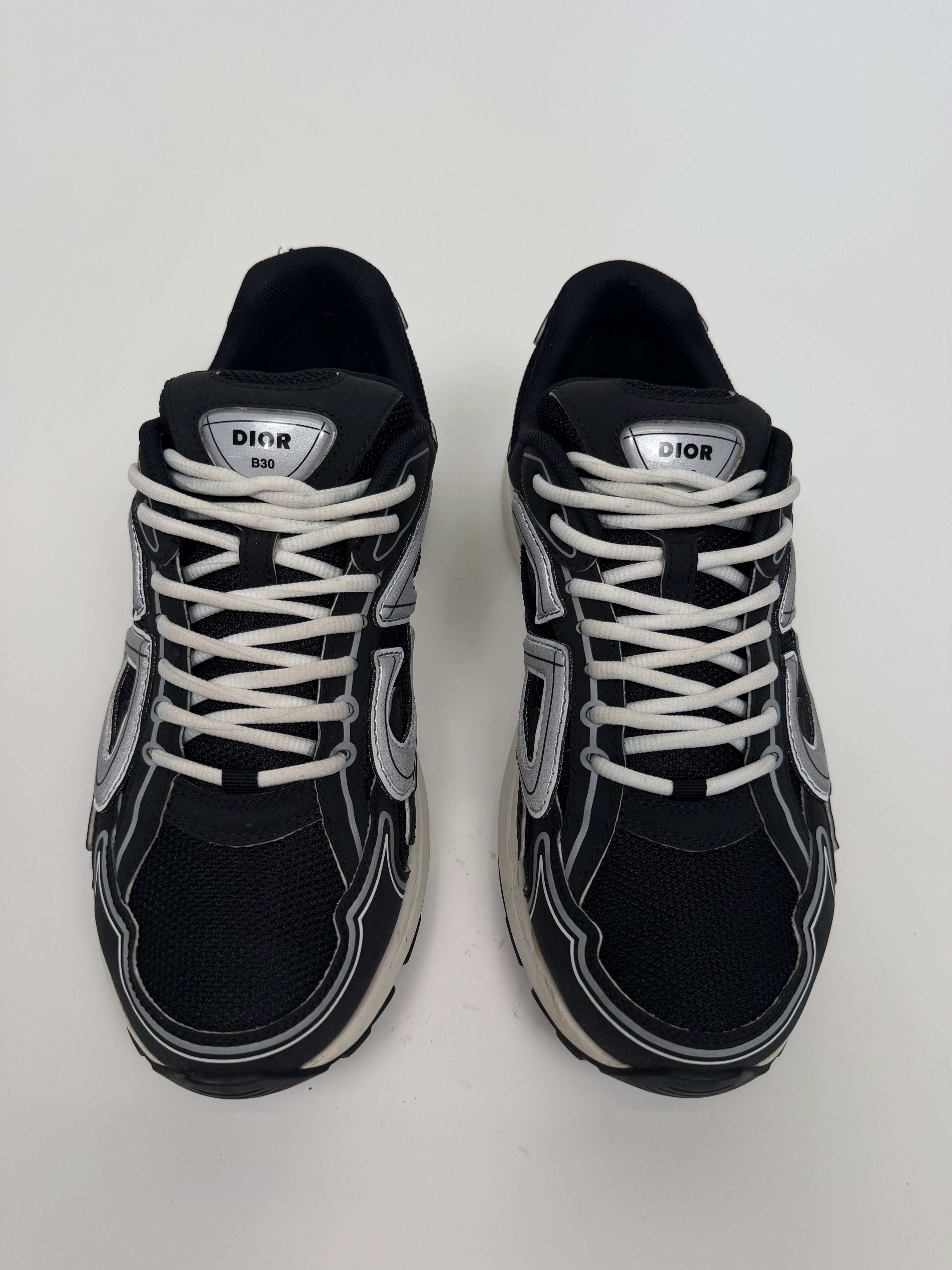 DIOR B30 BLACK / WHITE - UK 8 (42)| PRE OWNED - Affluent ArchivesUsed HIGH END DESIGNER CLOTHING