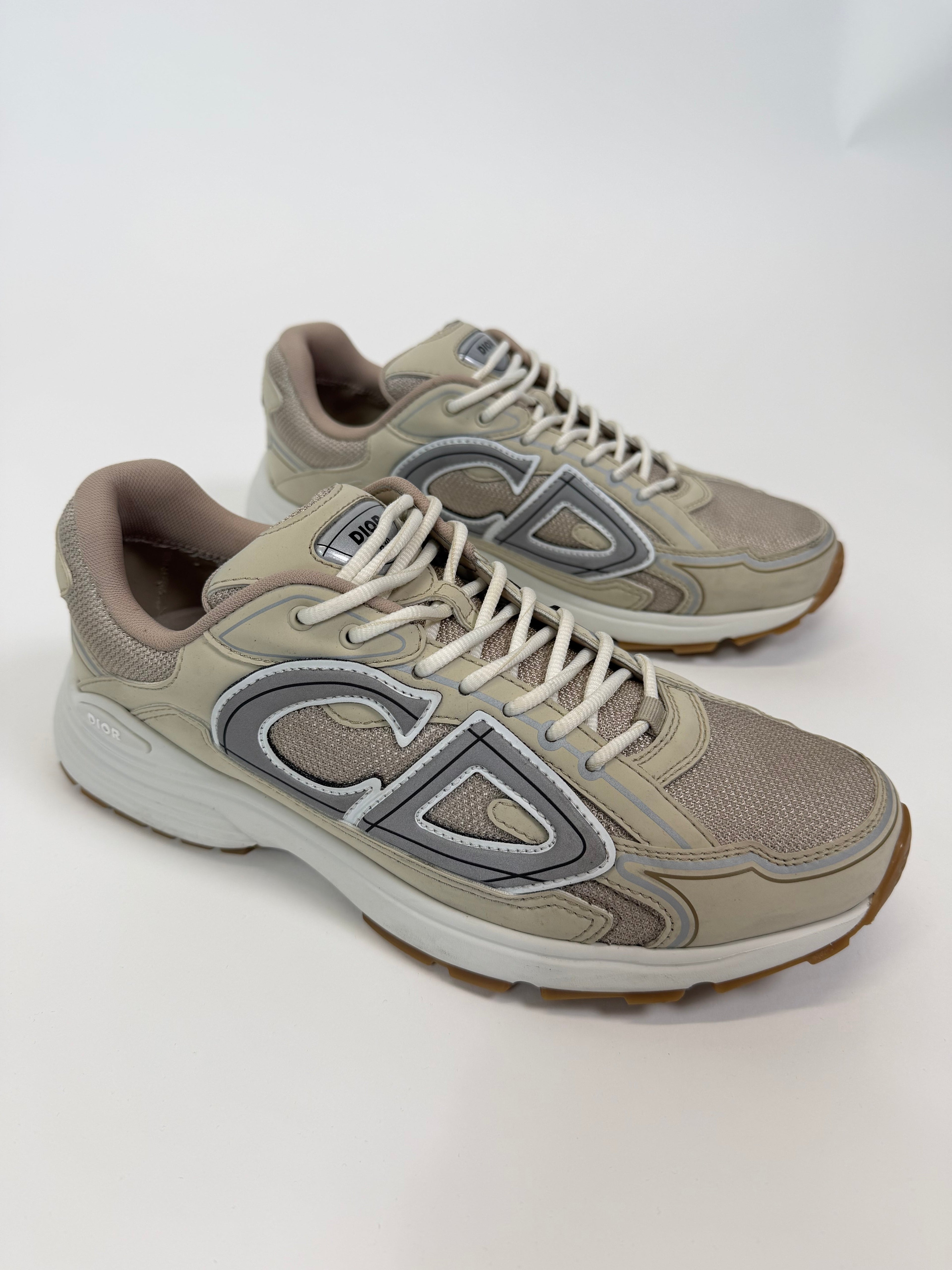 DIOR B30 CALF MESH BEIGE - UK 9 (43) - Affluent ArchivesUsed HIGH END DESIGNER CLOTHING