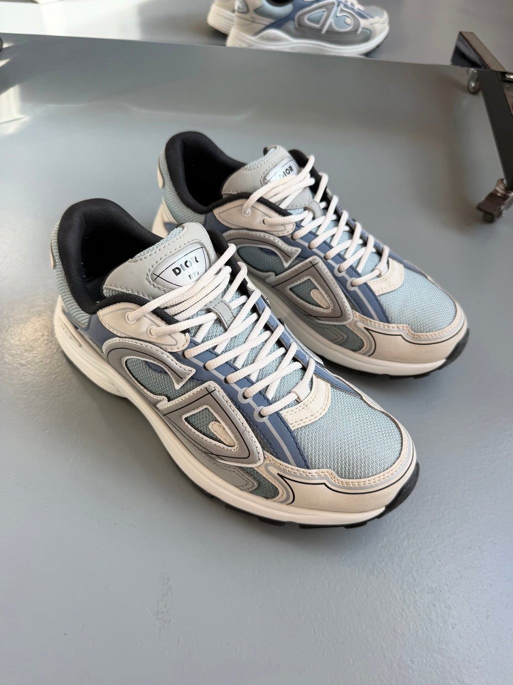 Dior B30 Light Blue - UK 6 (40) | Pre-Owned, photo 4