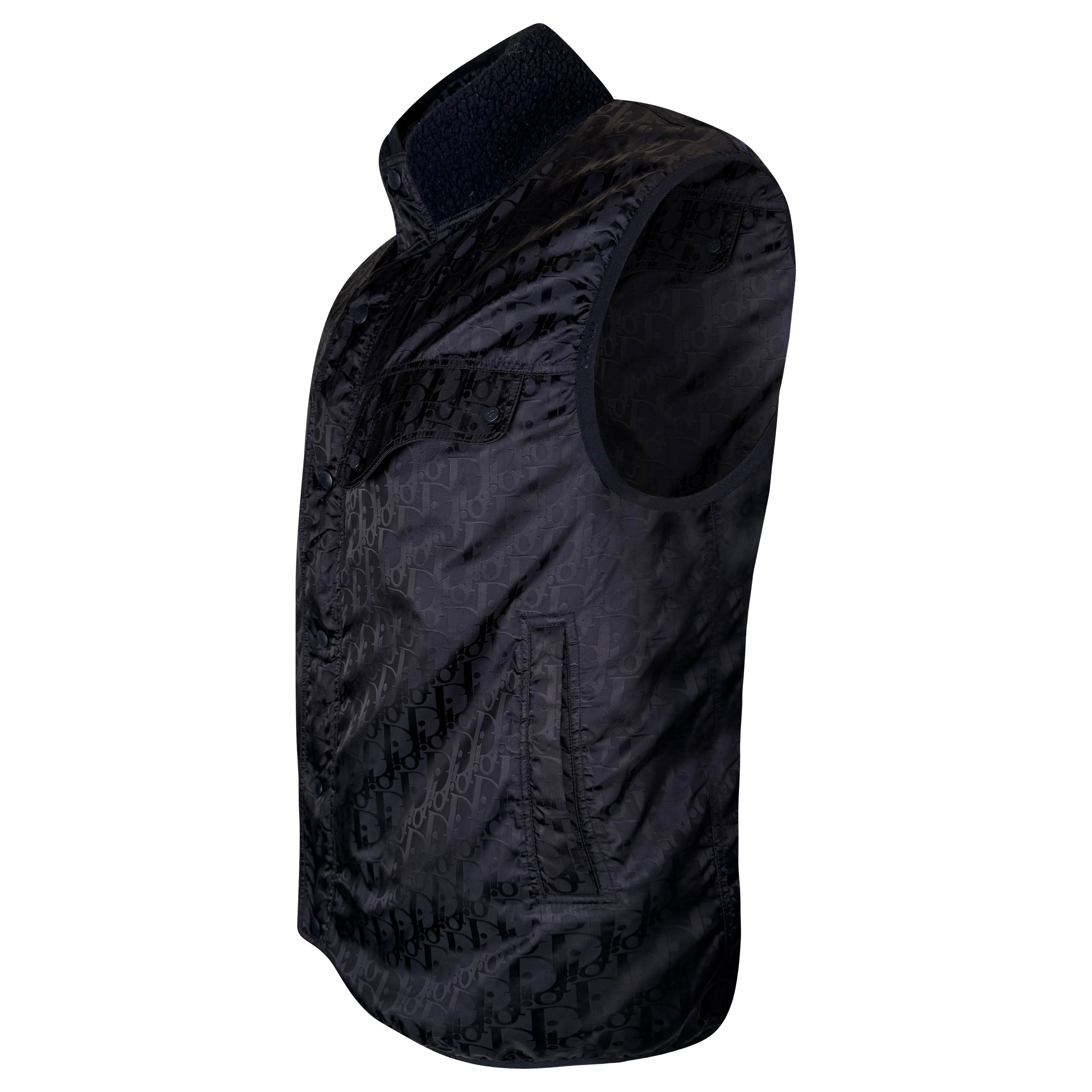 DIOR OBLIQUE REVERSIBLE GILET NAVY - MEDIUM (Fits L) - Affluent ArchivesUsed HIGH END DESIGNER CLOTHING