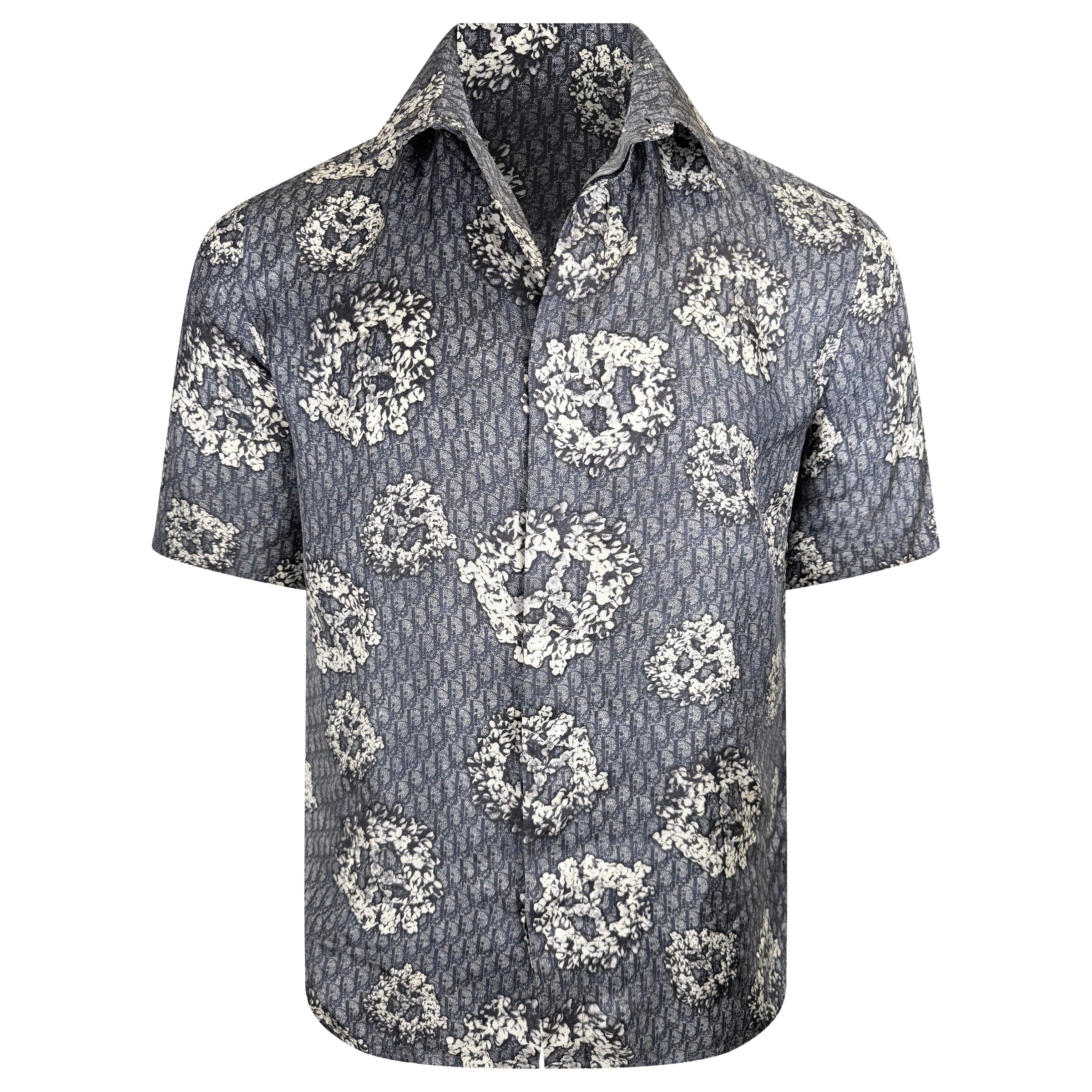 DIOR OBLIQUE SHORT SLEEVED SHIRT - MEDIUM - Affluent ArchivesUsed HIGH END DESIGNER CLOTHING
