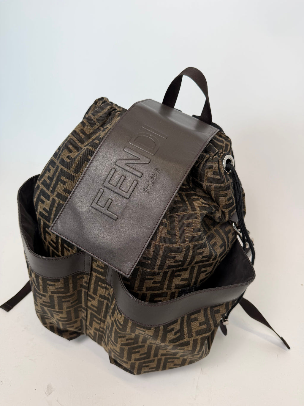 FENDI BROWN FF JACQUARD RUCKSACKK | PRE OWNED - Affluent ArchivesUsed HIGH END DESIGNER CLOTHING