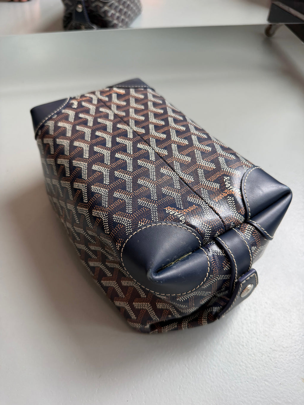 GOYARD BOWLING 25 BLUE | PRE OWNED - Affluent ArchivesUsed HIGH END DESIGNER CLOTHING