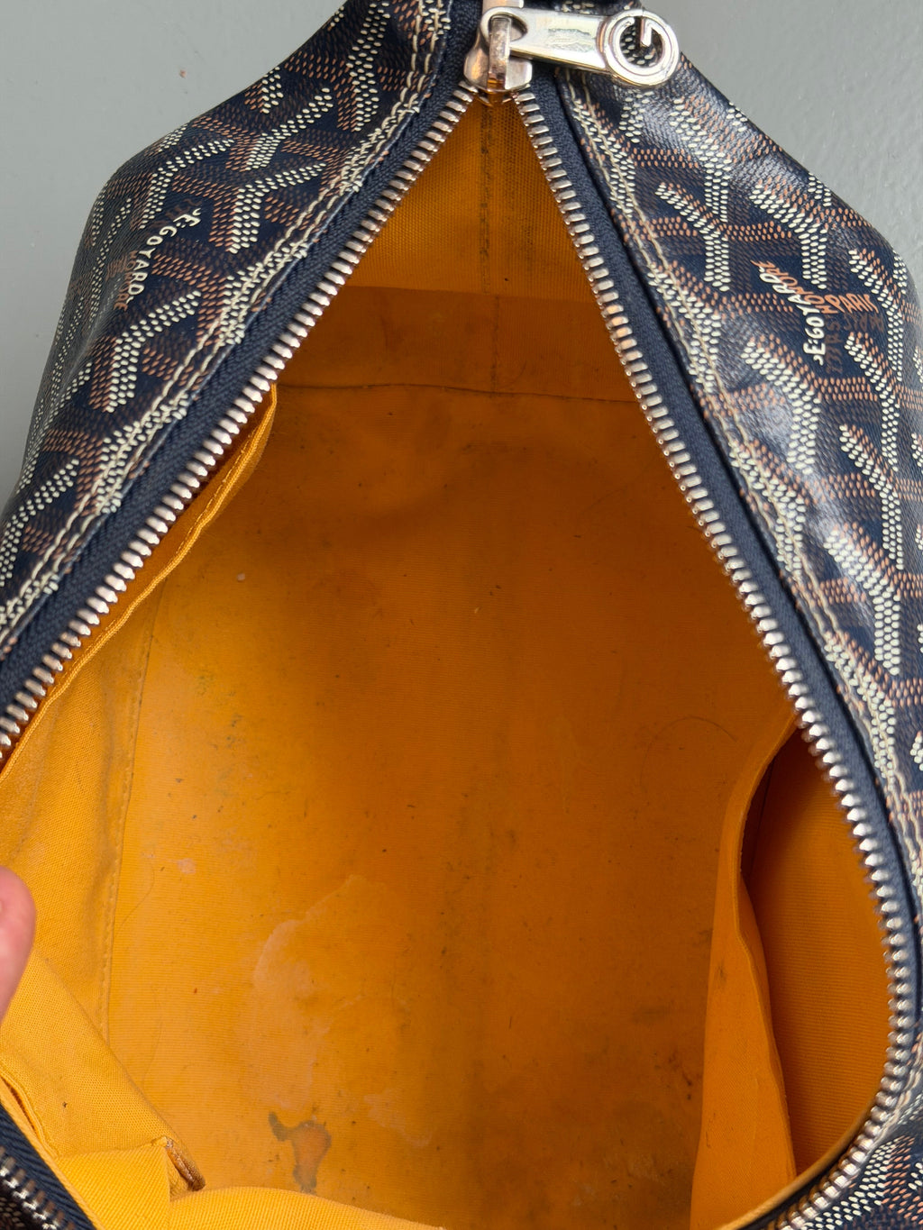 GOYARD BOWLING 25 BLUE | PRE OWNED - Affluent ArchivesUsed HIGH END DESIGNER CLOTHING