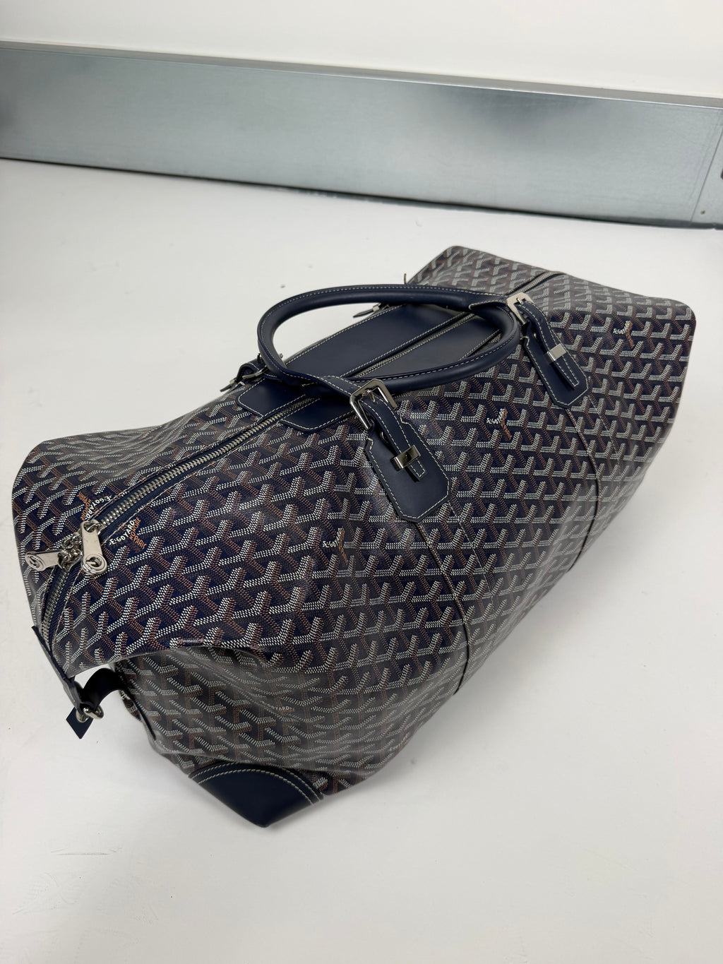 GOYARD BOWLING 55 NAVY BAG | PRE OWNED - Affluent ArchivesUsed HIGH END DESIGNER CLOTHING