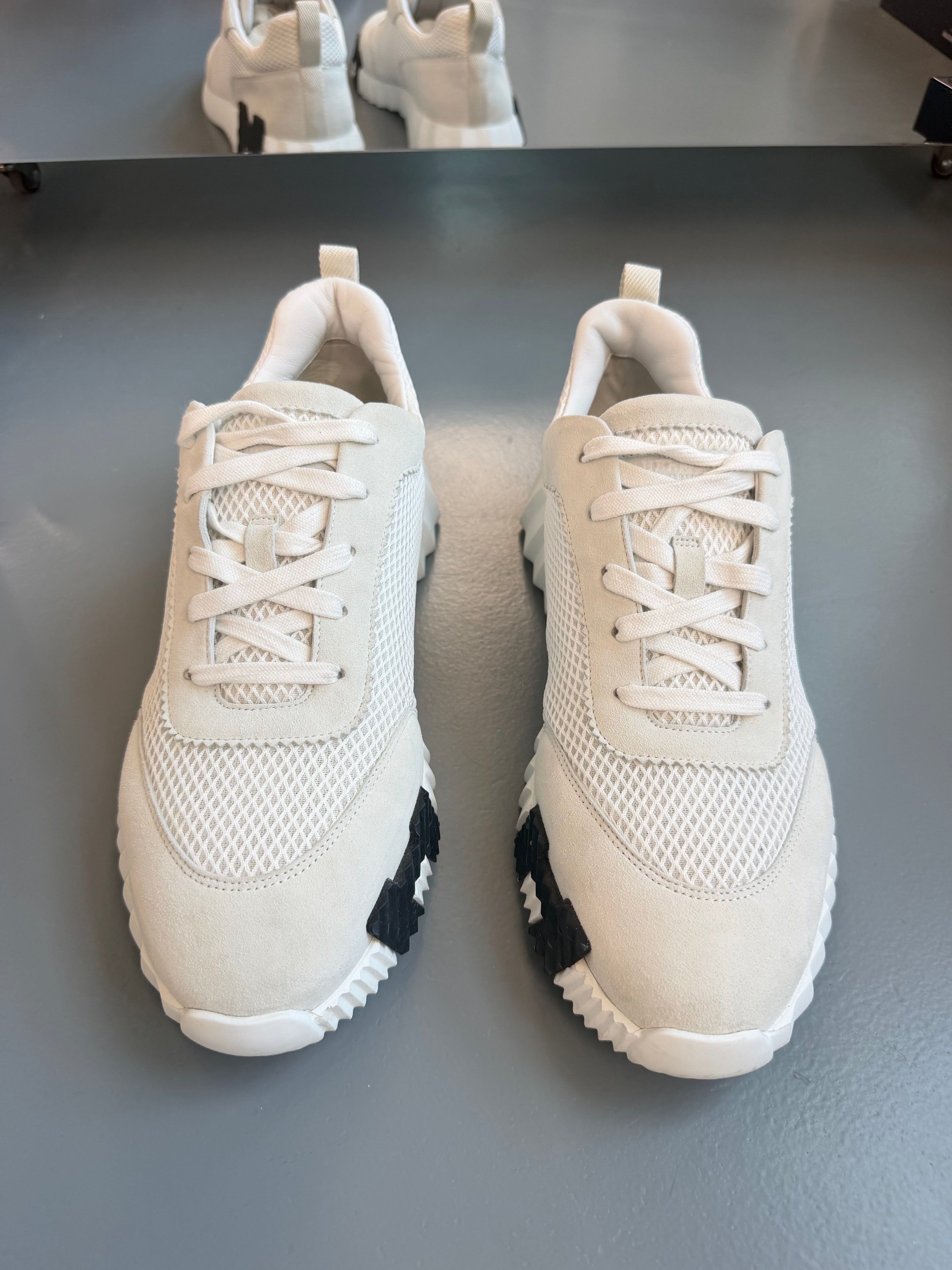 HERMES BOUNCING SNEAKER WHITE - UK 9.5 (FIt 10) | PRE OWNED - Affluent ArchivesUsed HIGH END DESIGNER CLOTHING