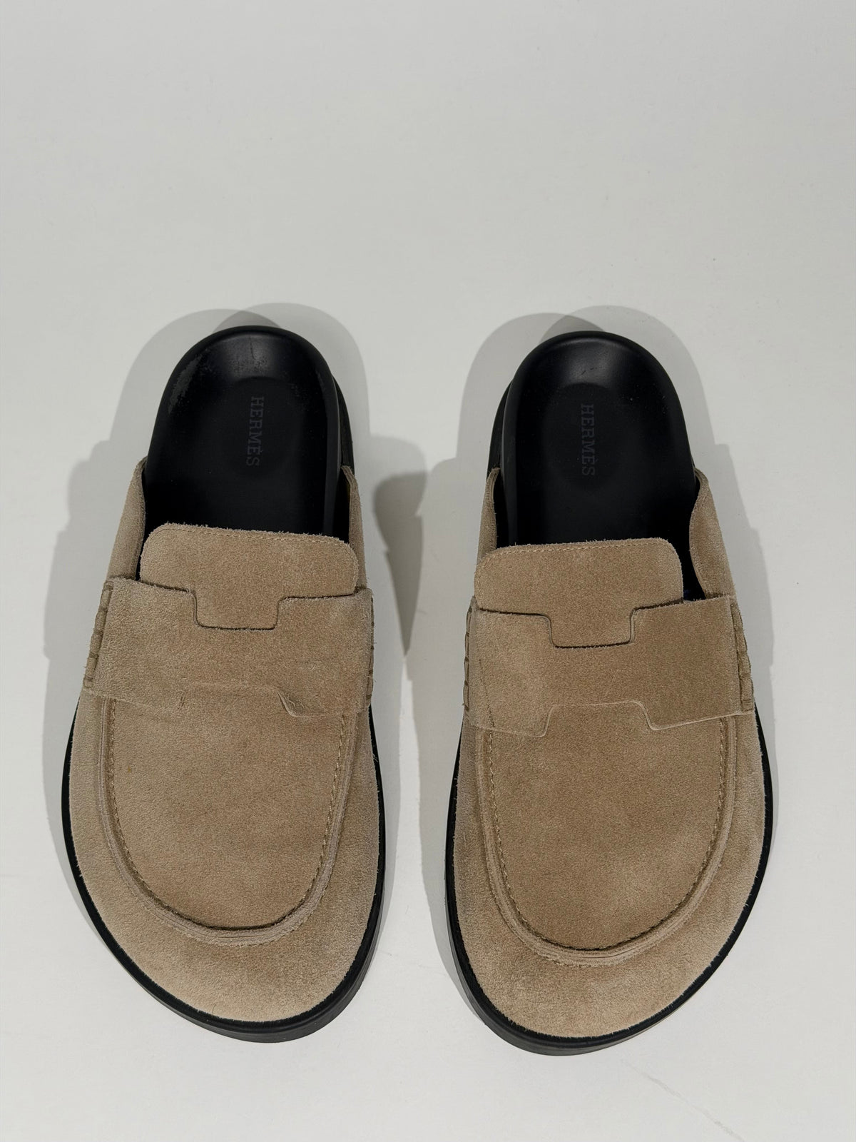 HERMES GO MULE BEIGE SHOE UK 8.5 (Fits 8) | PRE OWNED - Affluent ArchivesUsed HIGH END DESIGNER CLOTHING