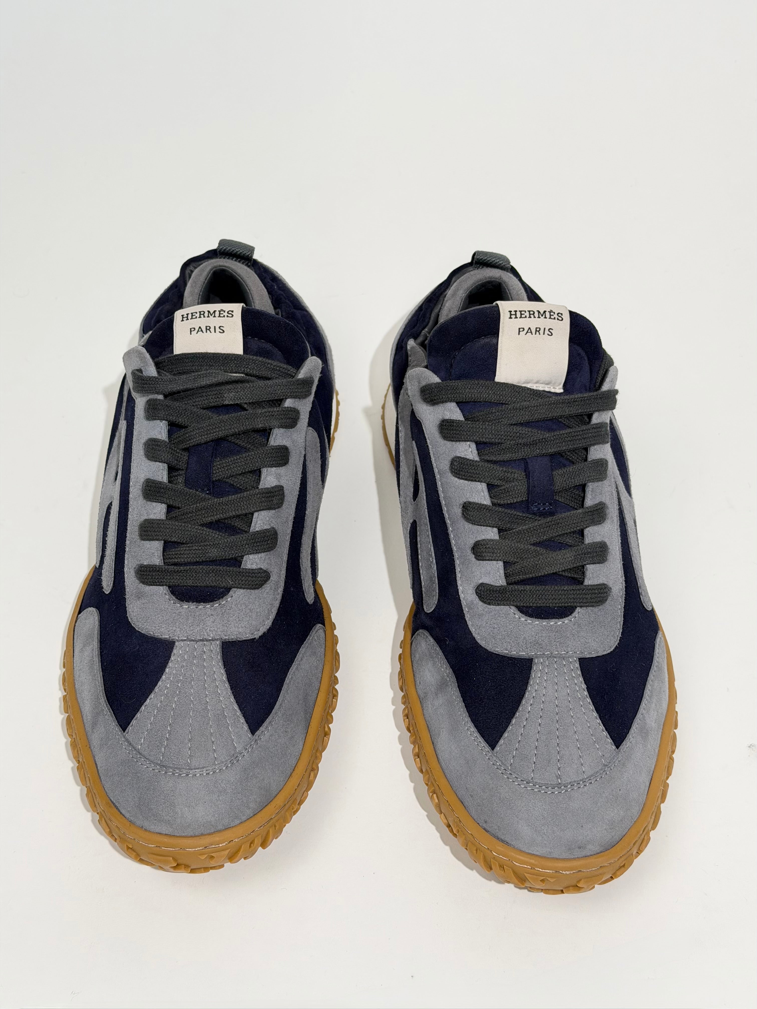 HERMES JET TRAINER NAVY/BLUE - UK 8.5 (Fits 9) | PRE OWNED - Affluent ArchivesUsed HIGH END DESIGNER CLOTHING
