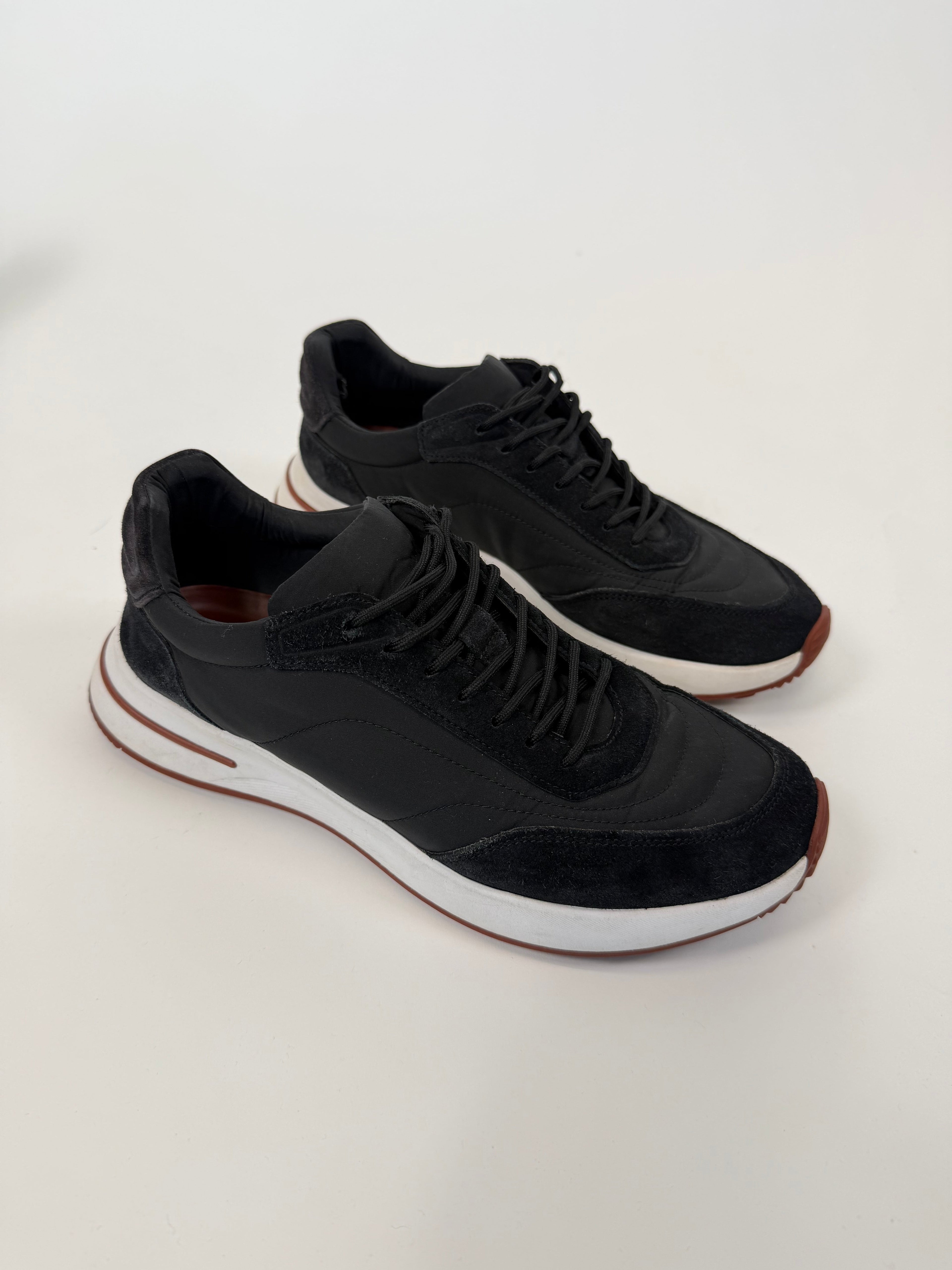 LORO PIANA WEEK END WALK BLACK - UK 6 (Fits 7) - Affluent ArchivesUsed HIGH END DESIGNER CLOTHING